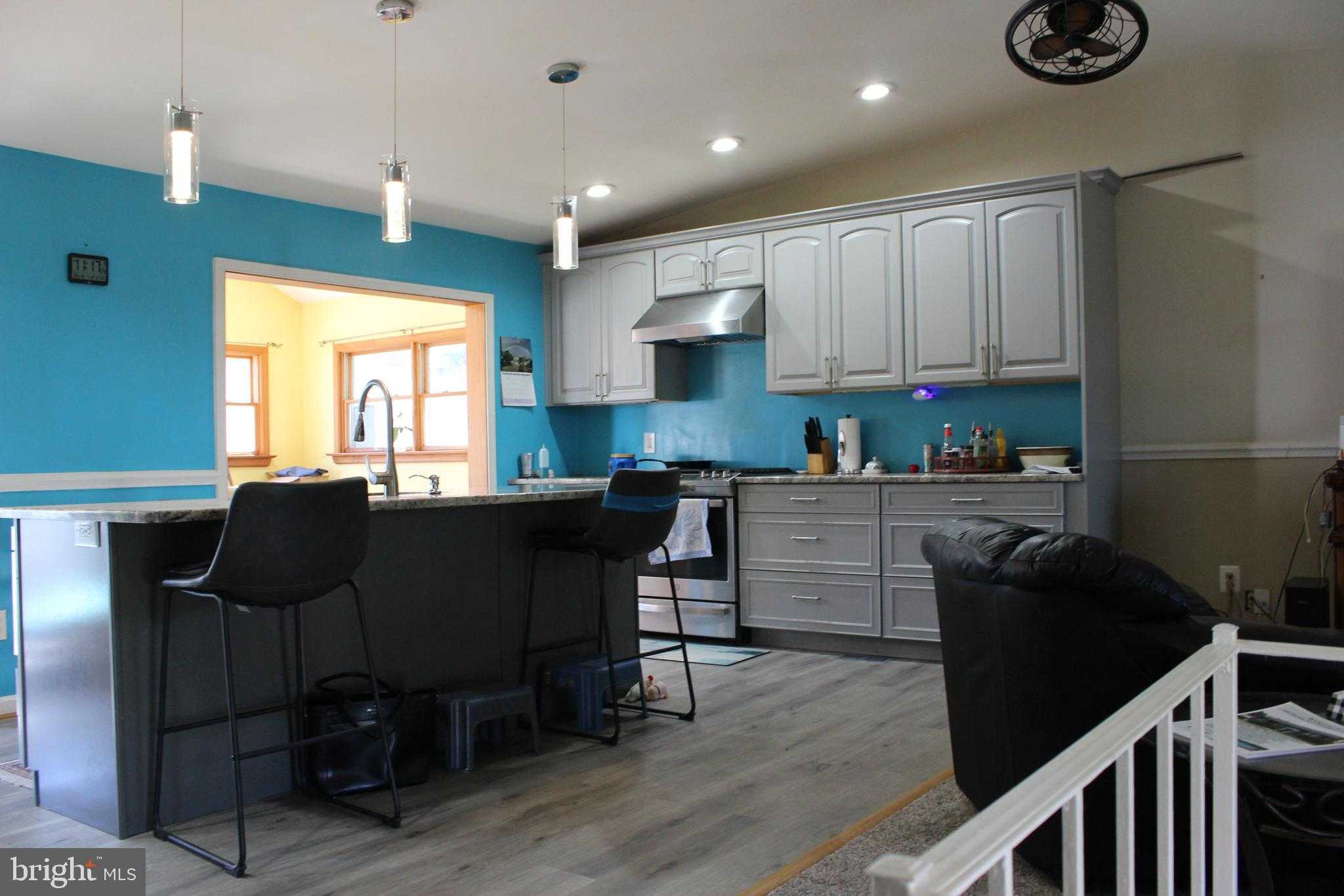 418 Florida Ave photo 7