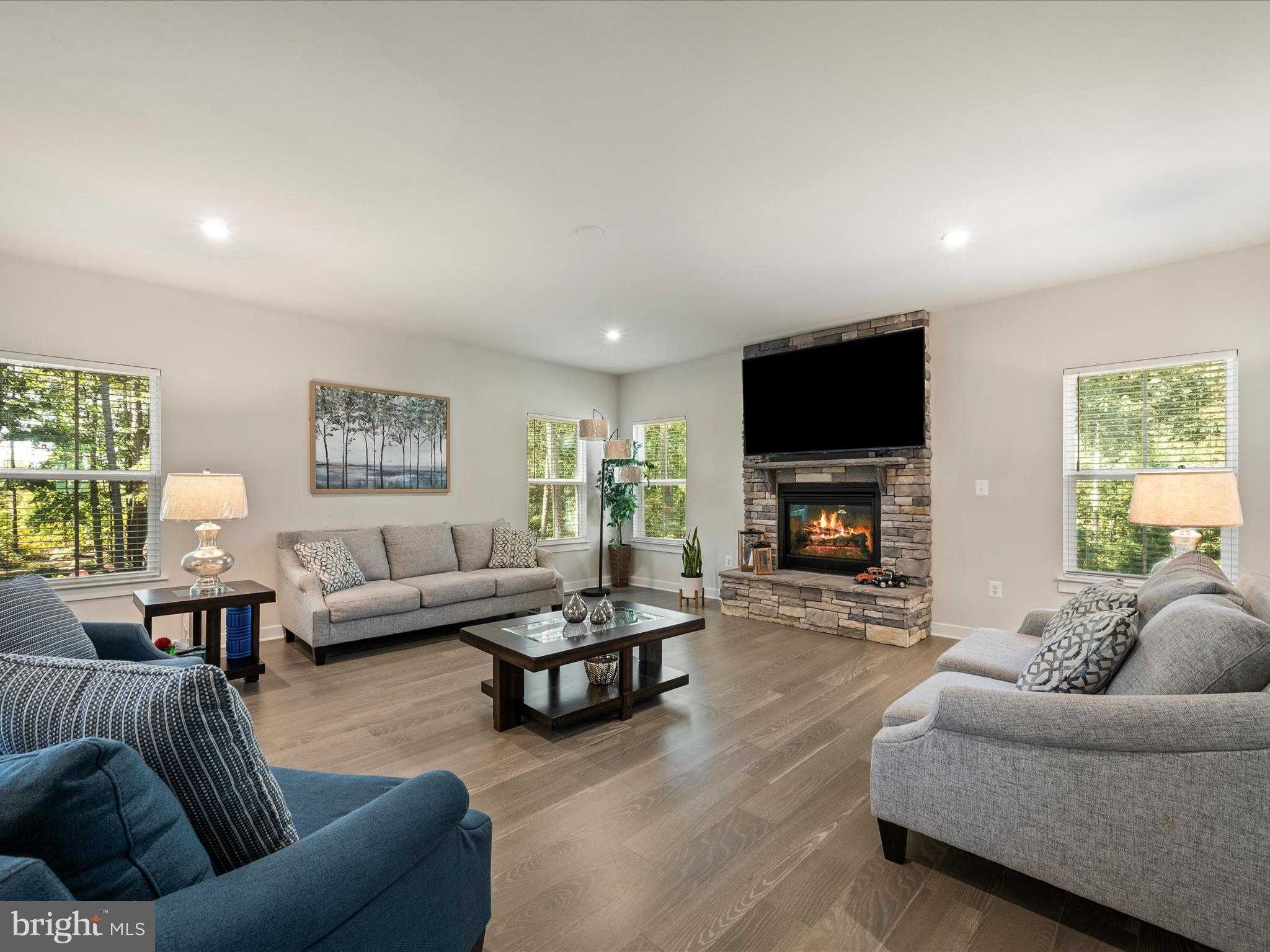 11710 Southview CT photo 16