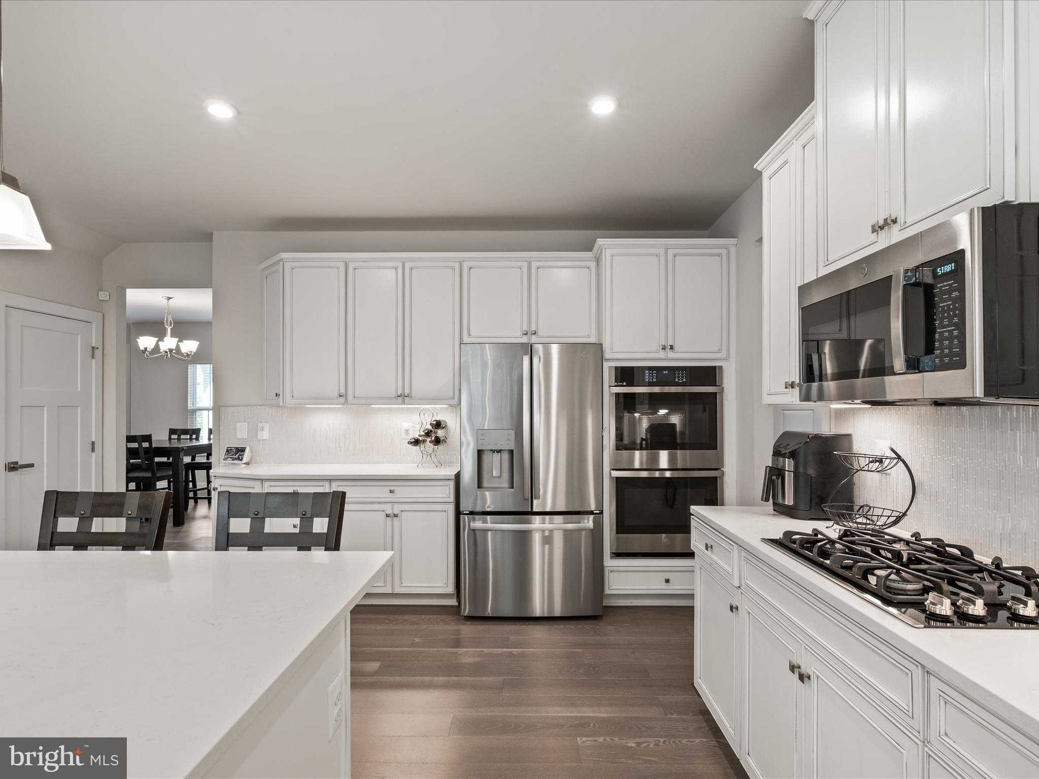 11710 Southview CT photo 25