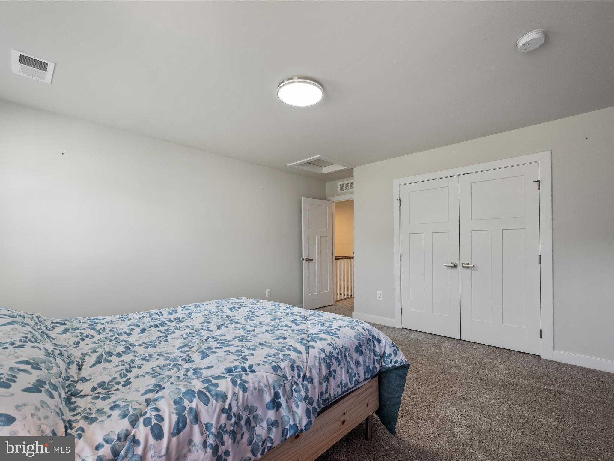 11710 Southview CT photo 40