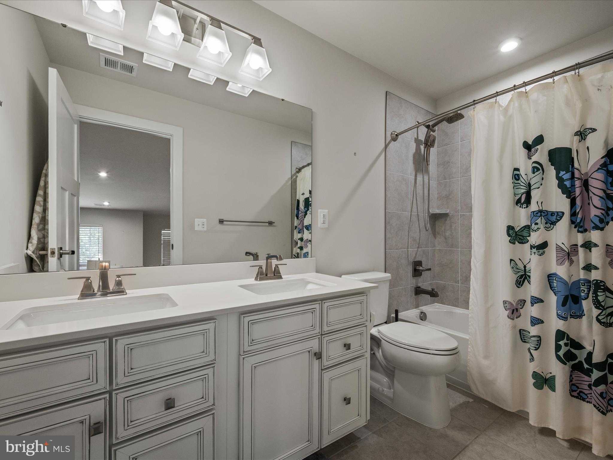 11710 Southview CT photo 41