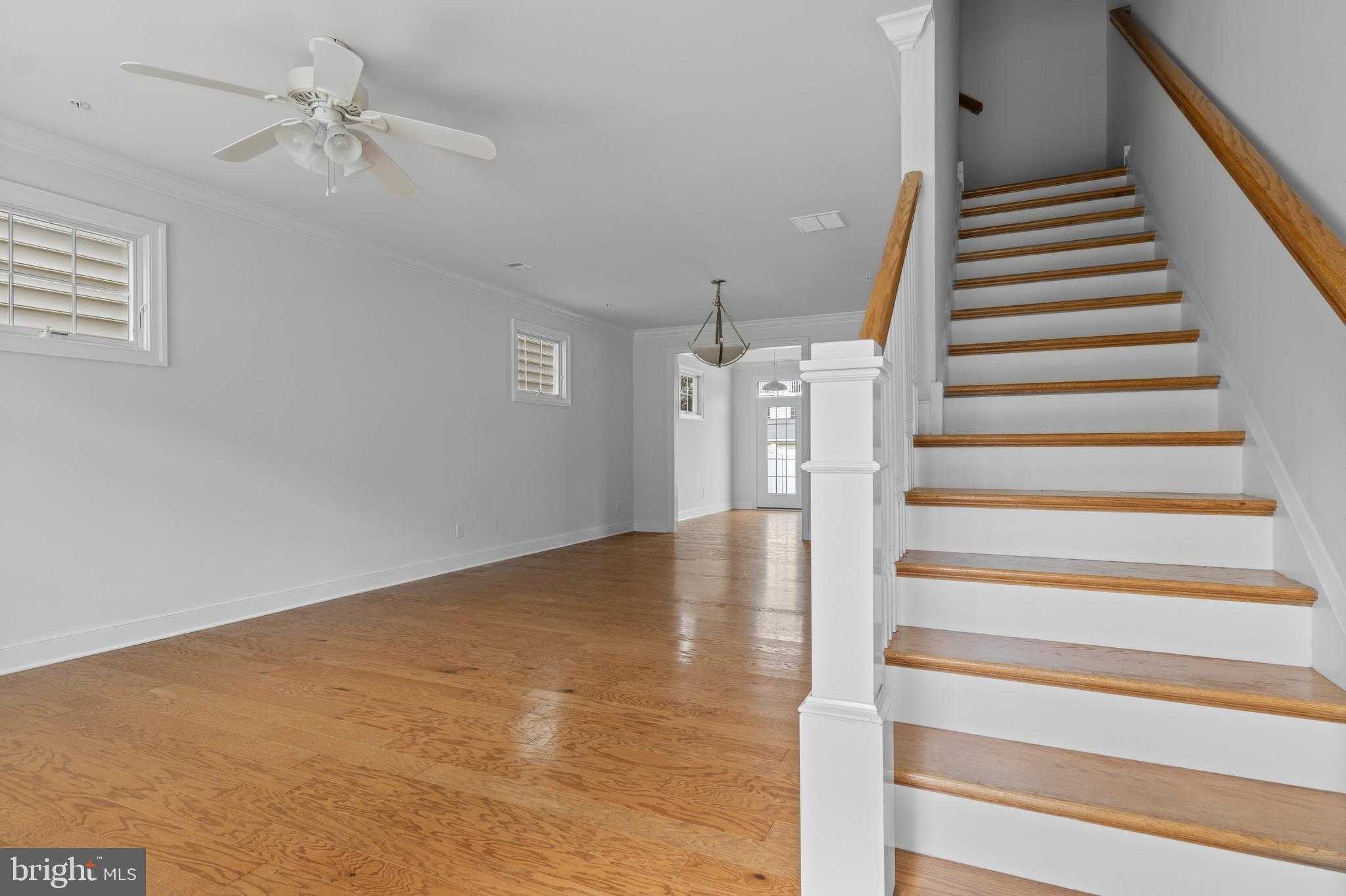 631 Magnolia Ct photo 22