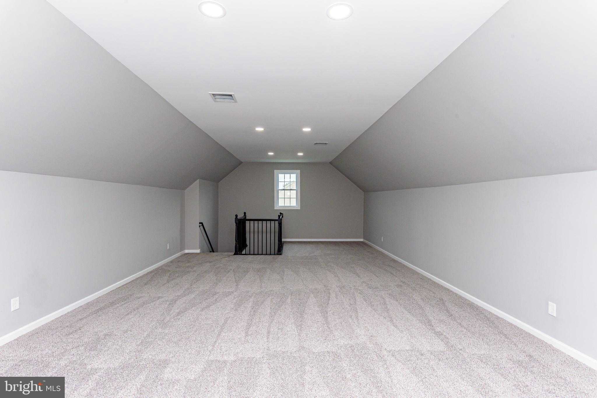 27787 Pointers Ln photo 50