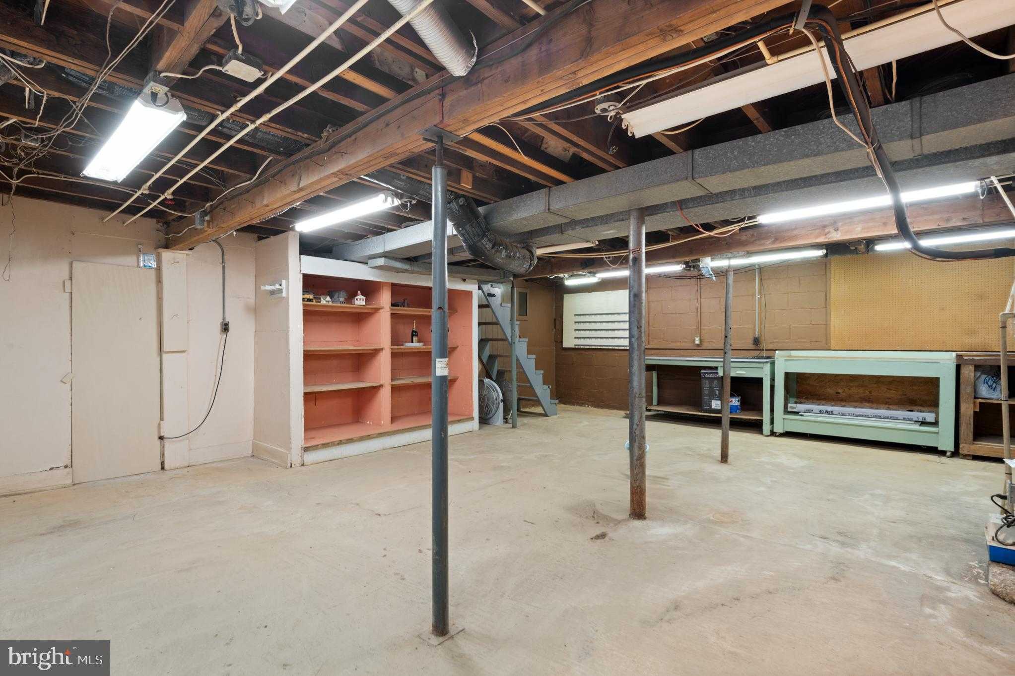 2856 Lawndale Rd photo 49