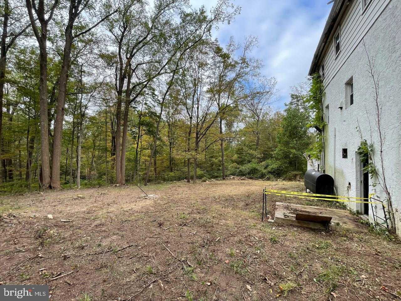 2034 Woodlyn Rd photo 7