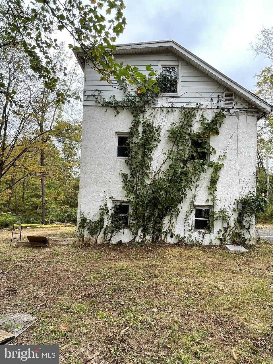 2034 Woodlyn Rd photo 8