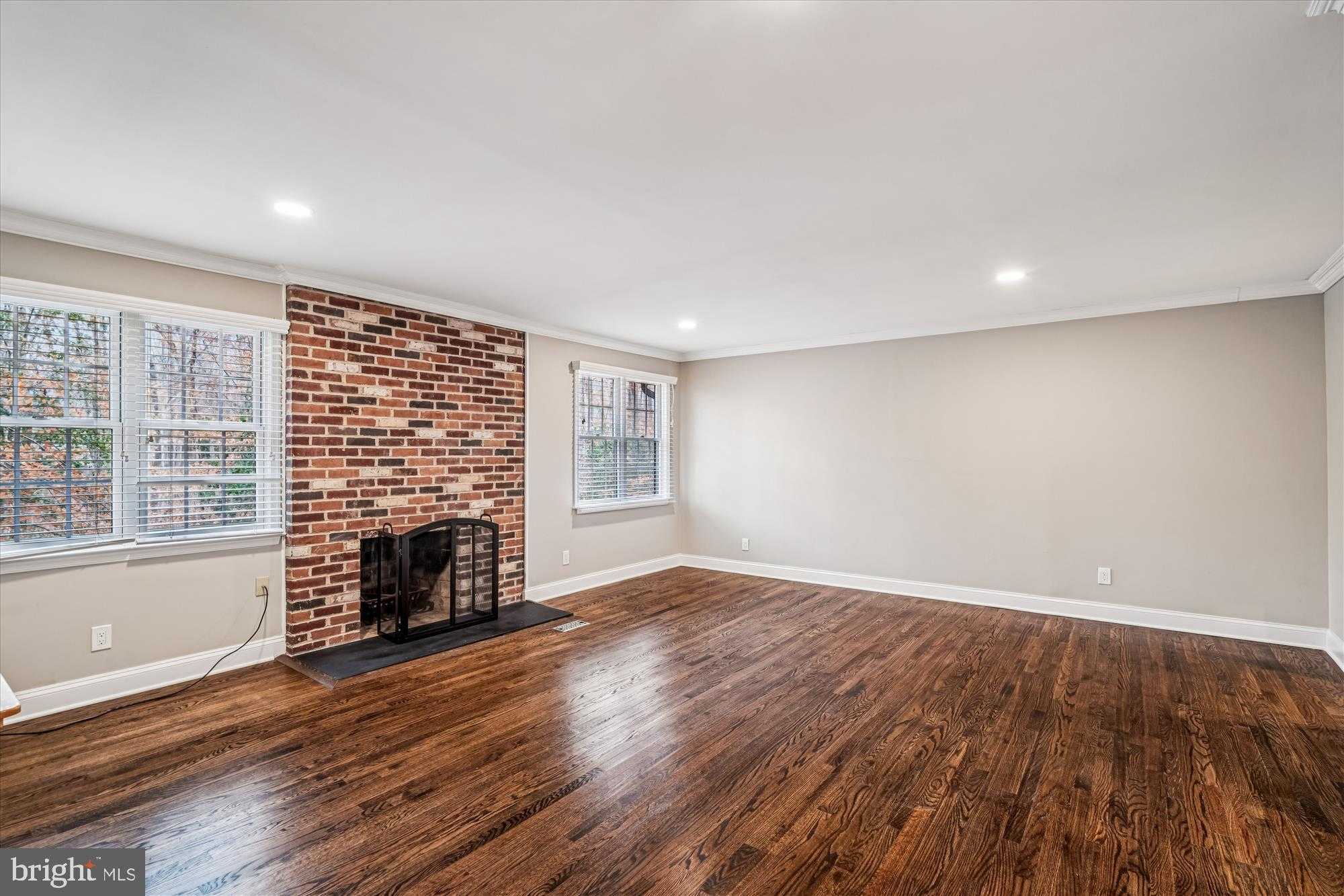 2545 Lavall CT photo 17