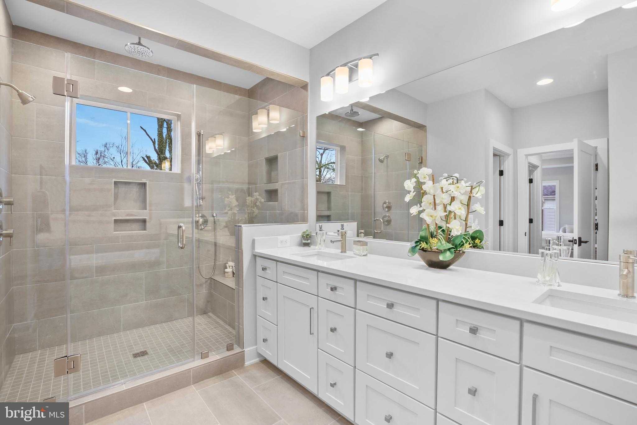 411 S Virginia Ave photo 61