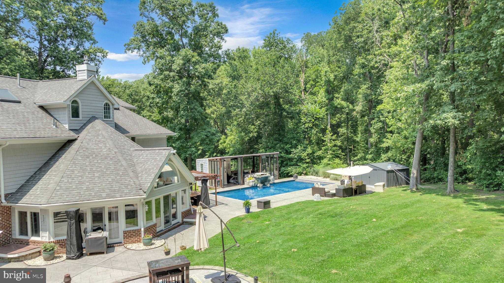 2850 Dunleigh Dr photo 83