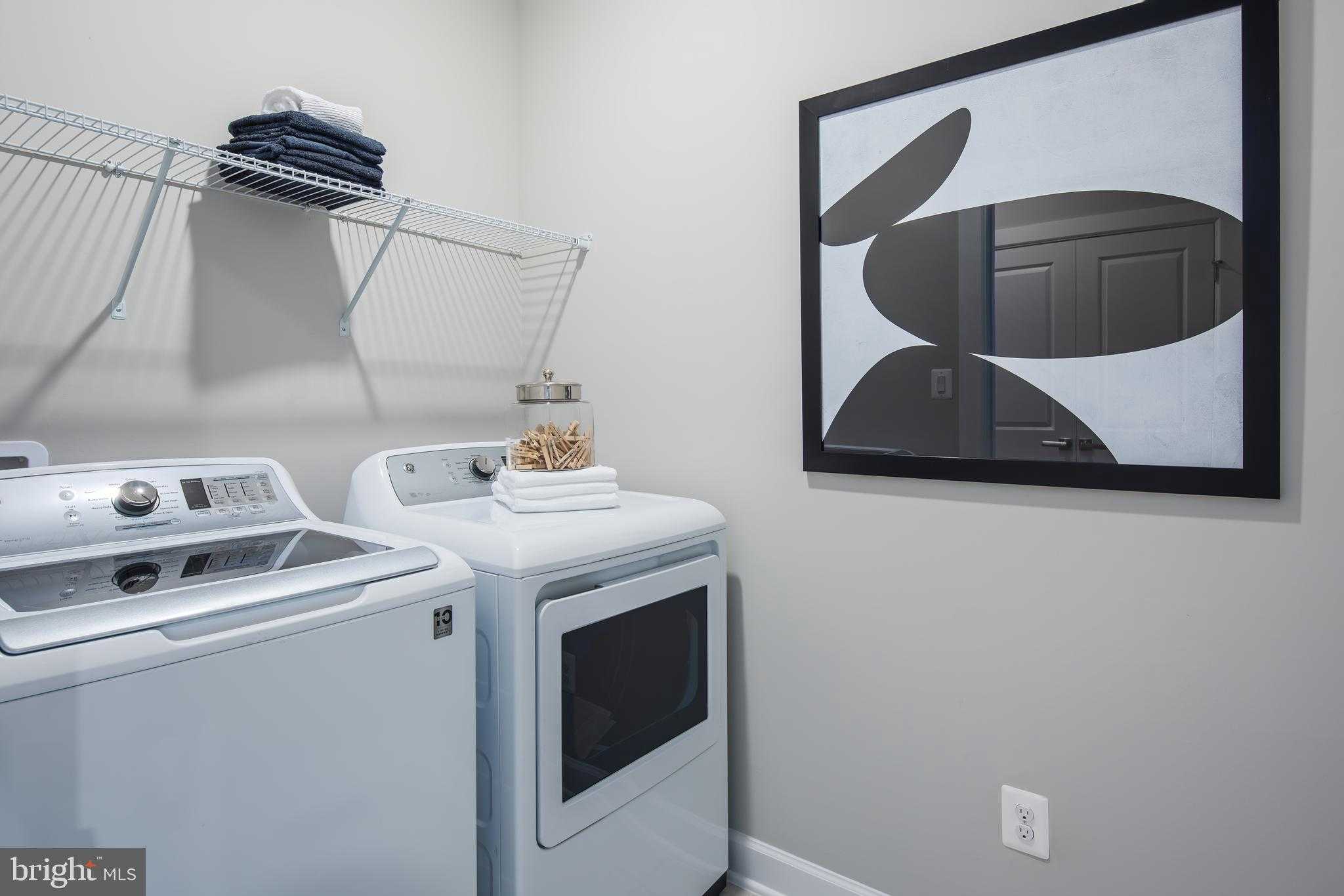 6489 Swimmer Row Way photo 17