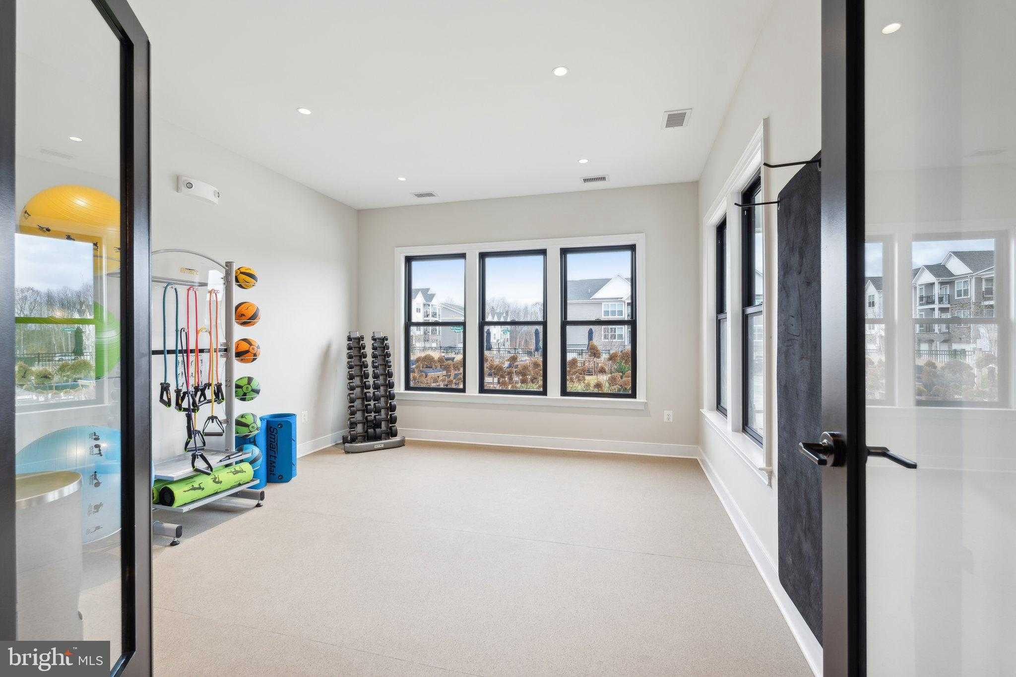 248 Violet Way photo 17