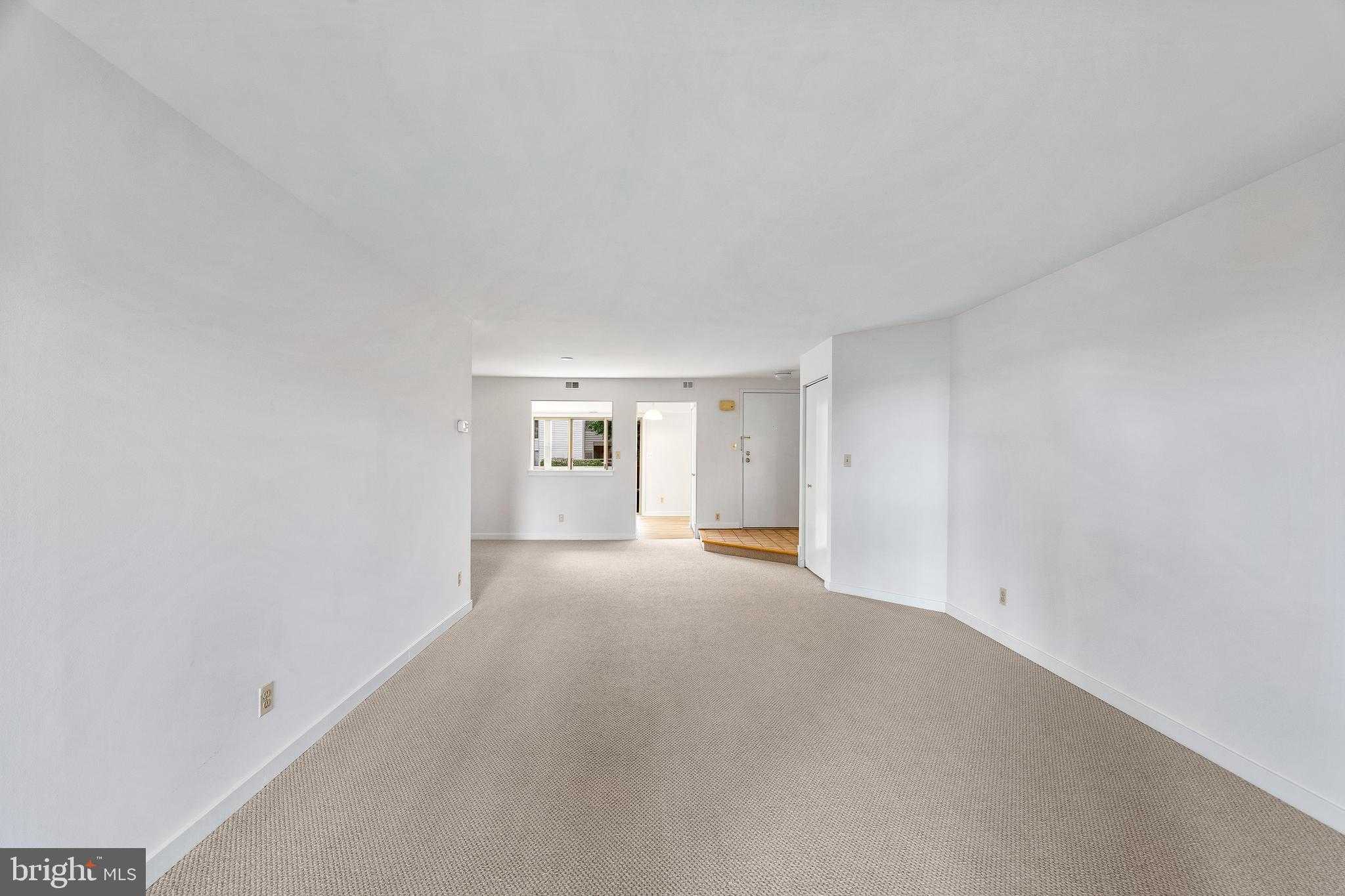 2010 Quay Village CT Apt 101 photo 30