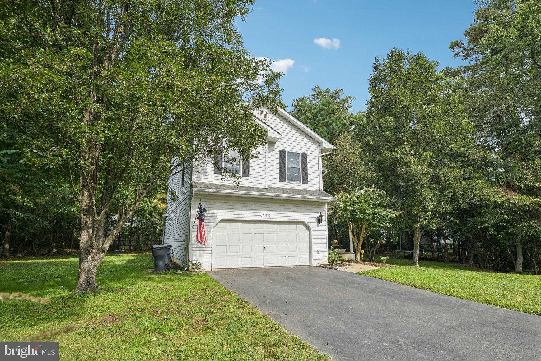 23175 Whistlewood Ln photo 2