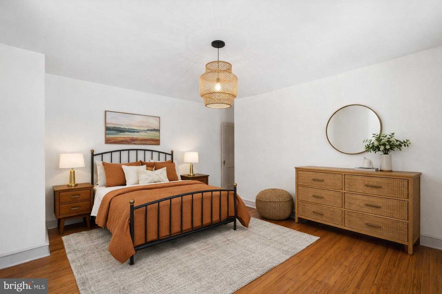 425 E Durham St photo 20