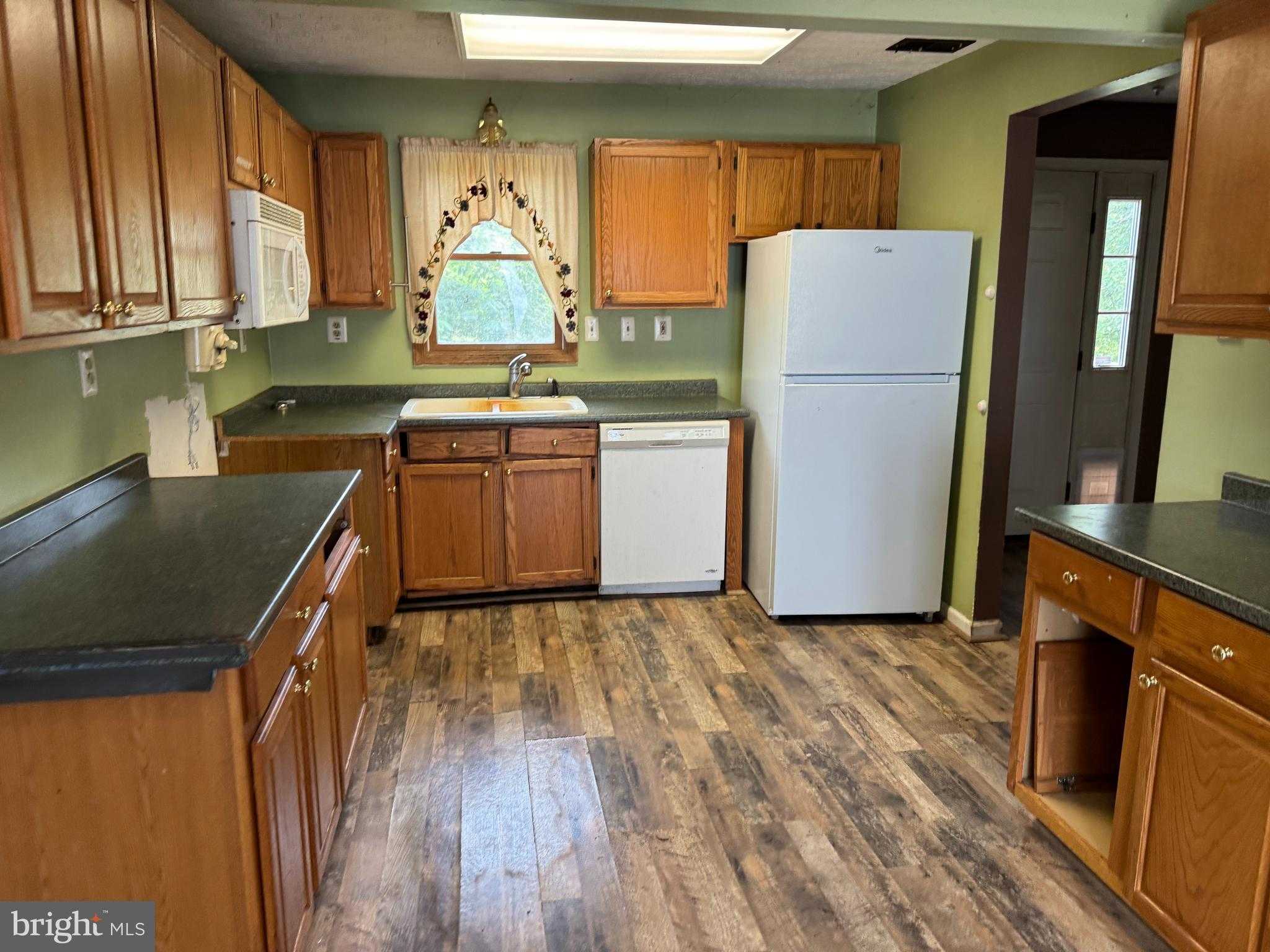 8922 Carpers Pike photo 7