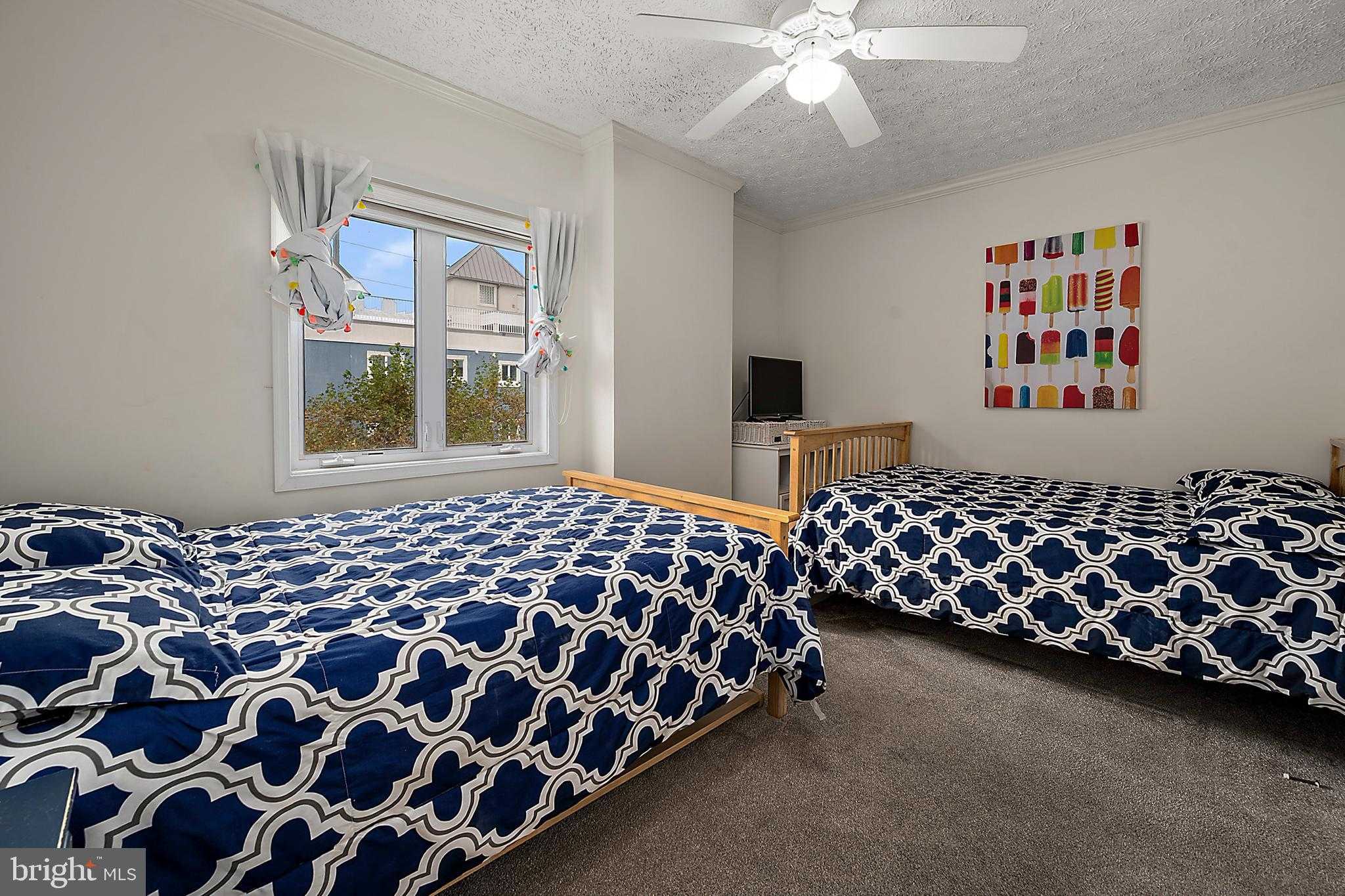 14 45th St Unit 403 photo 36