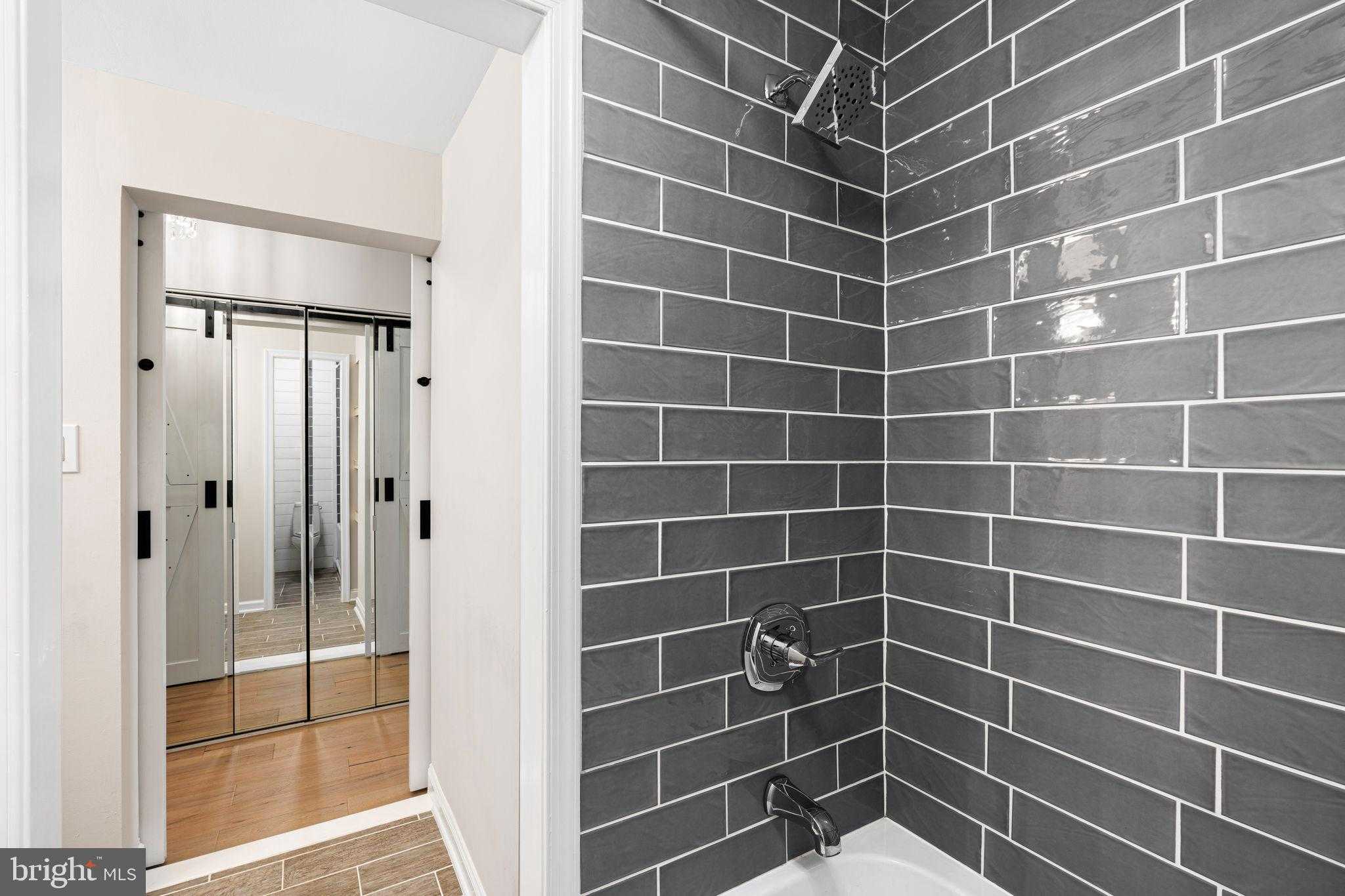 2 Willings Alley Mews photo 19