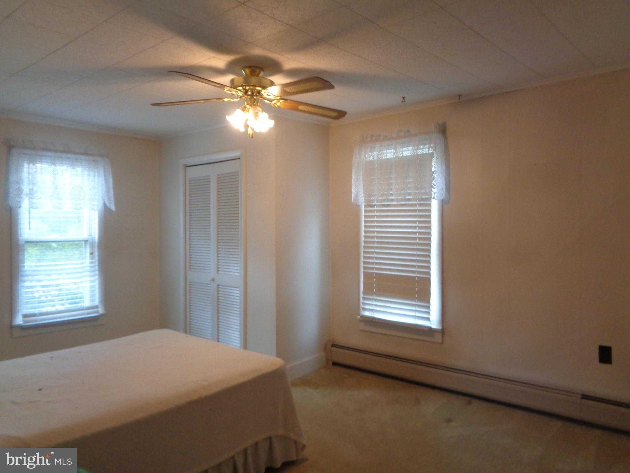 4 Waterfront St photo 11