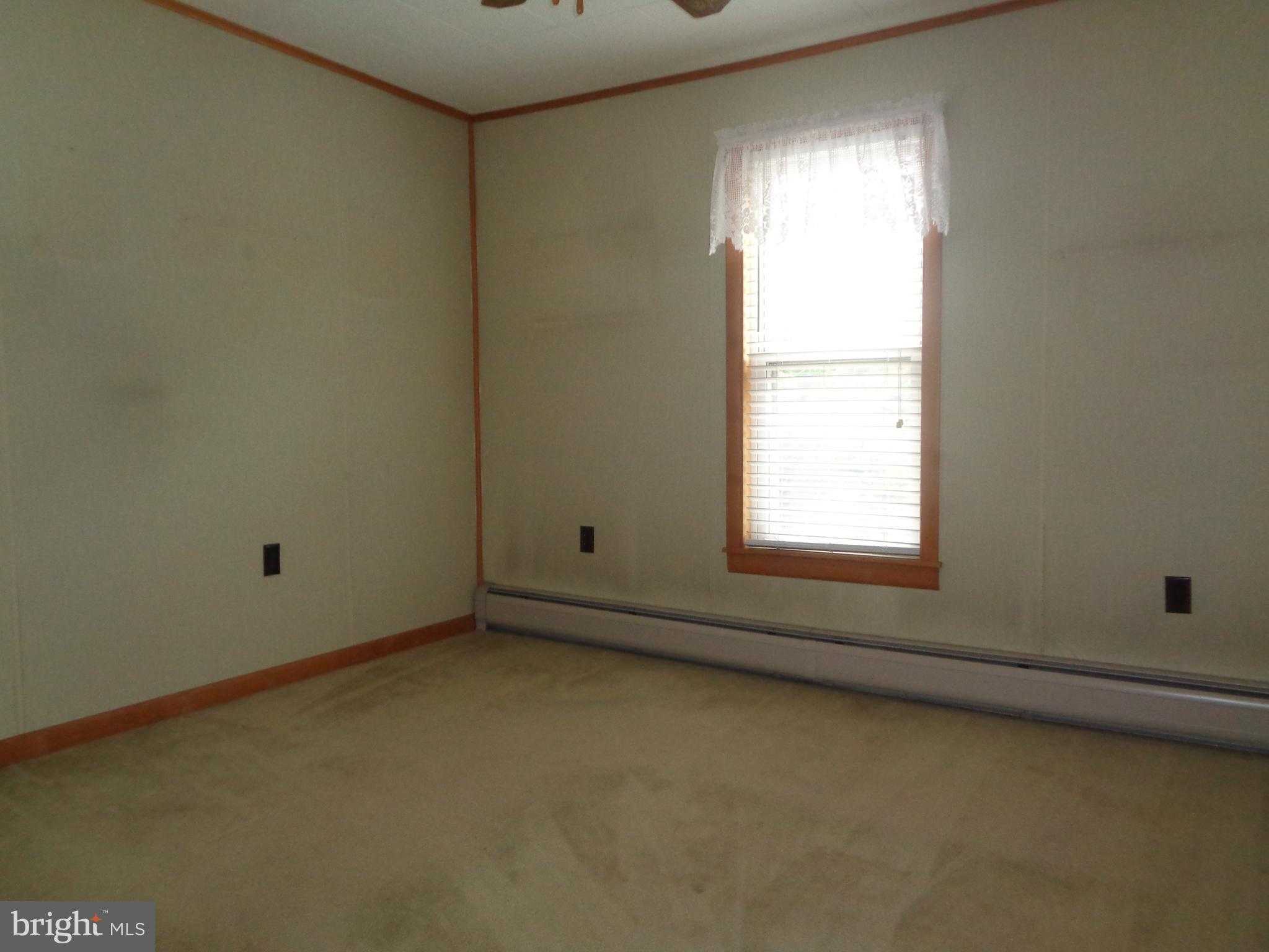 4 Waterfront St photo 16