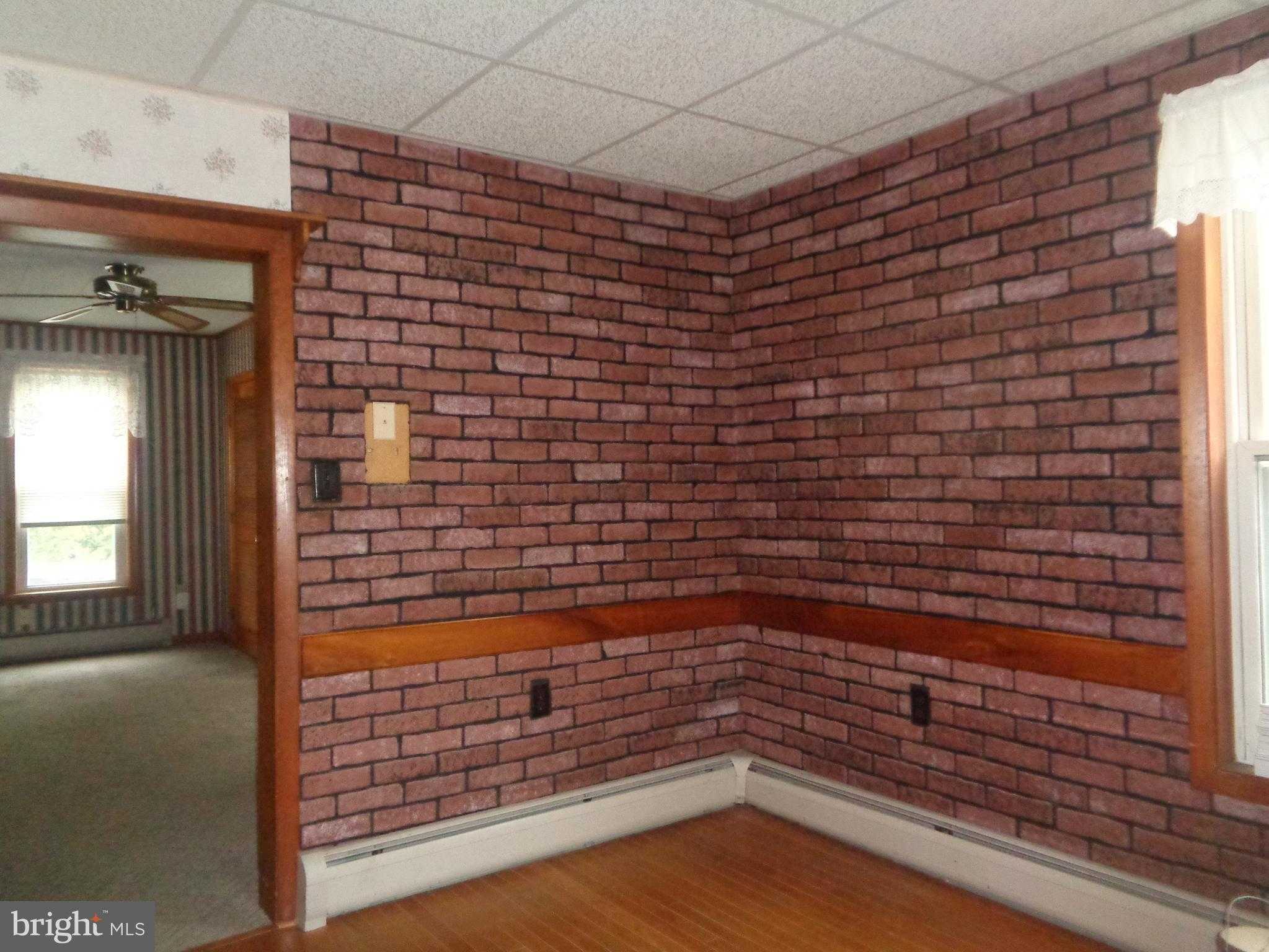 4 Waterfront St photo 5