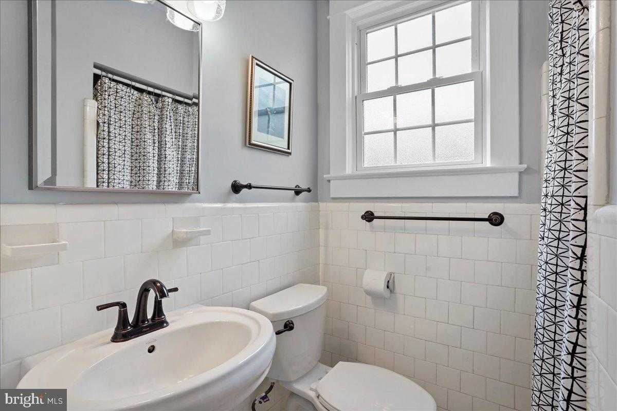 601 S West St photo 19