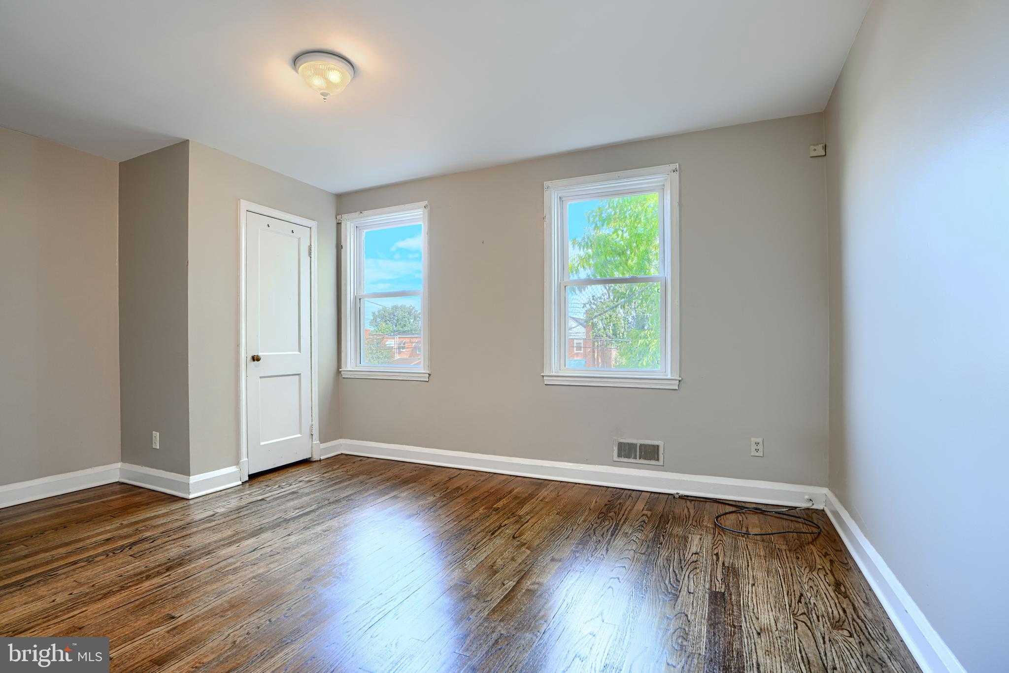 4102 Dudley Ave photo 9