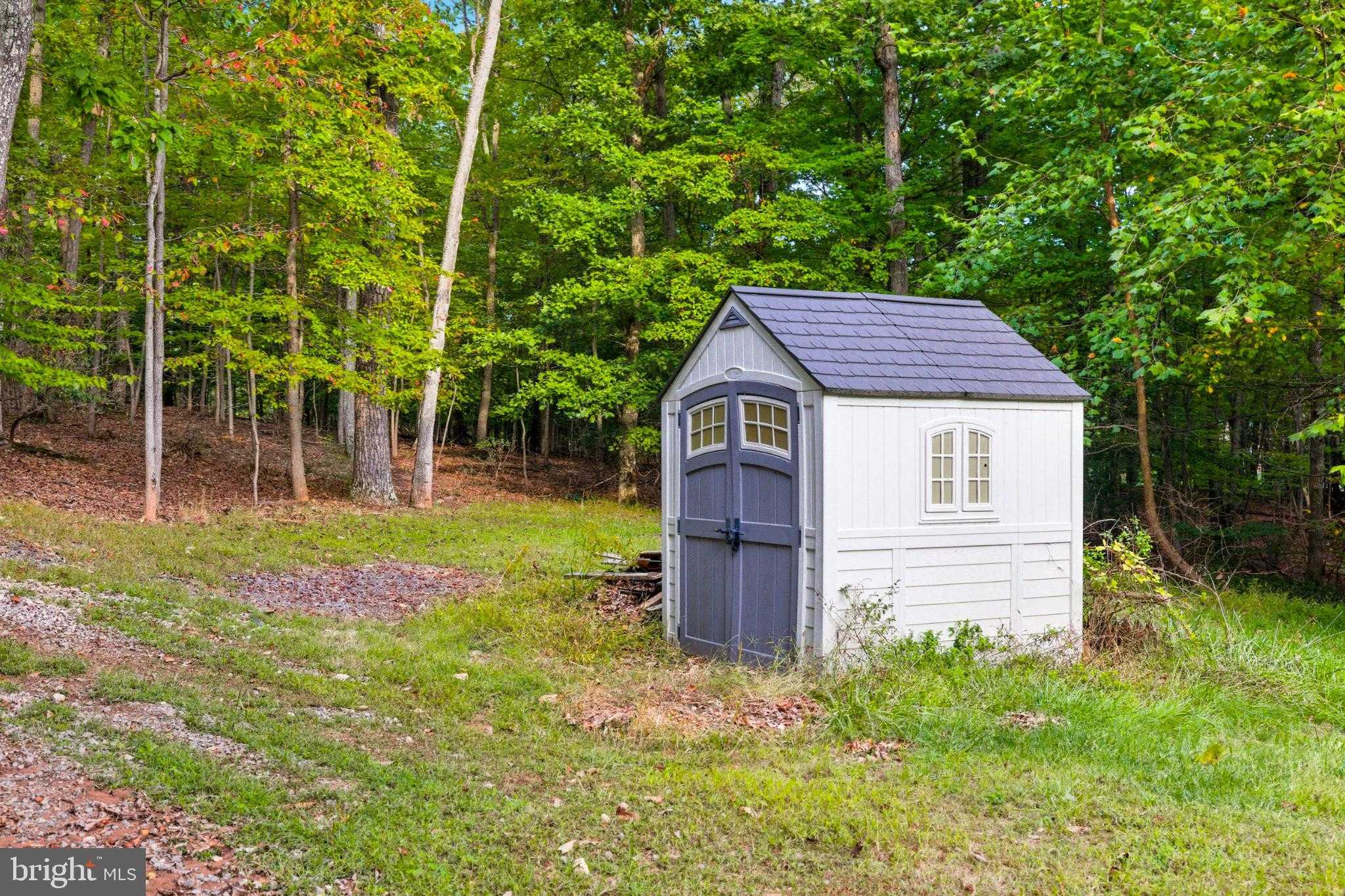 14388 Waterford Woods CT photo 86