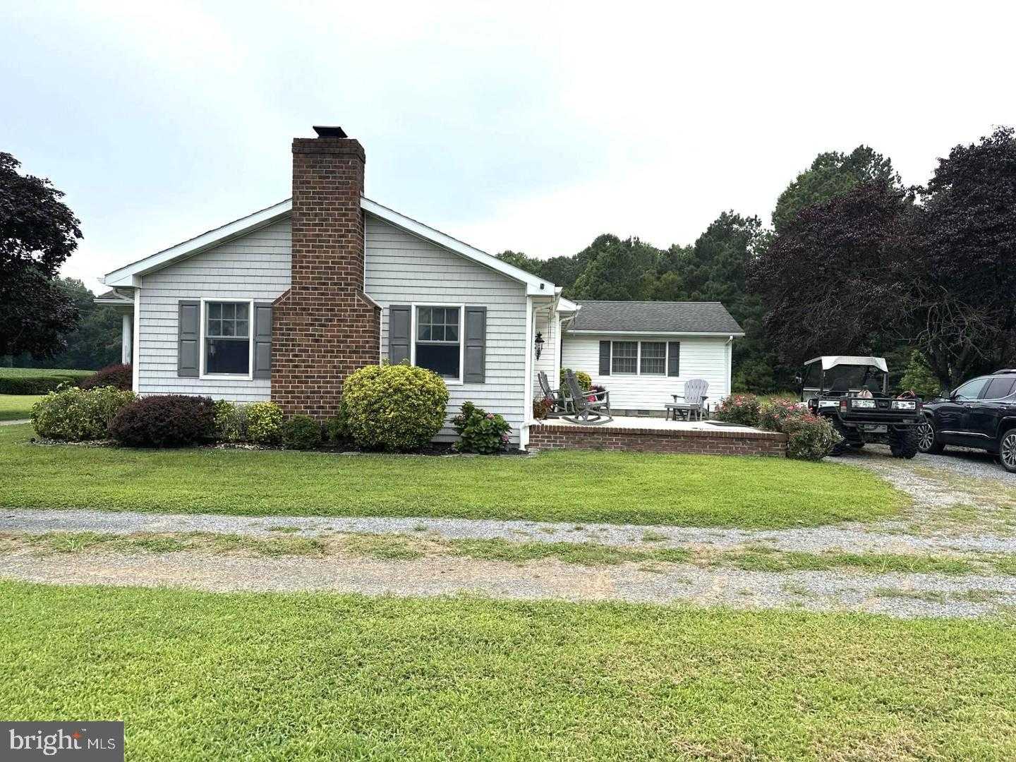 28402 Liden School Rd photo 4