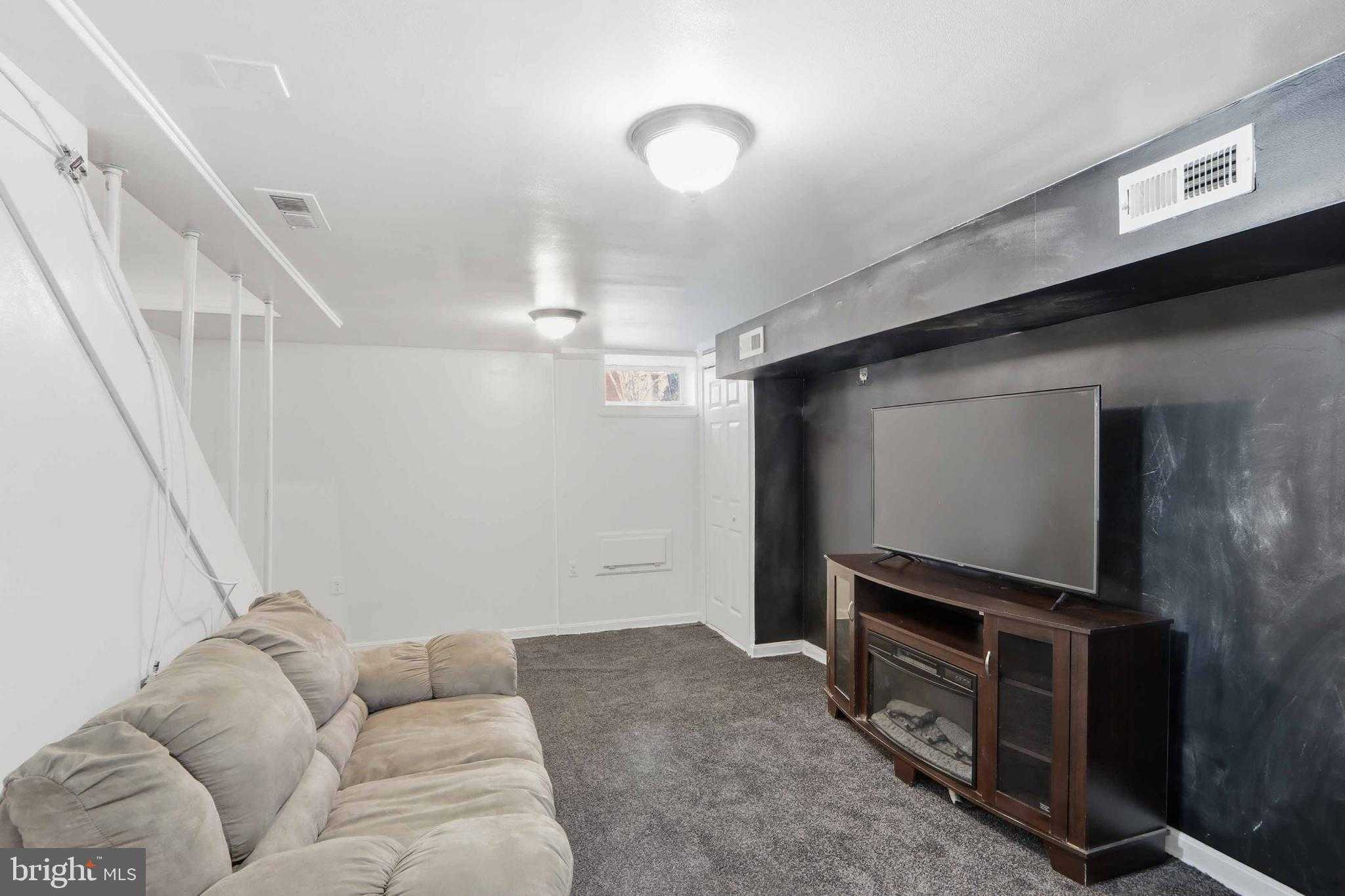 3547 Benzinger Rd photo 13