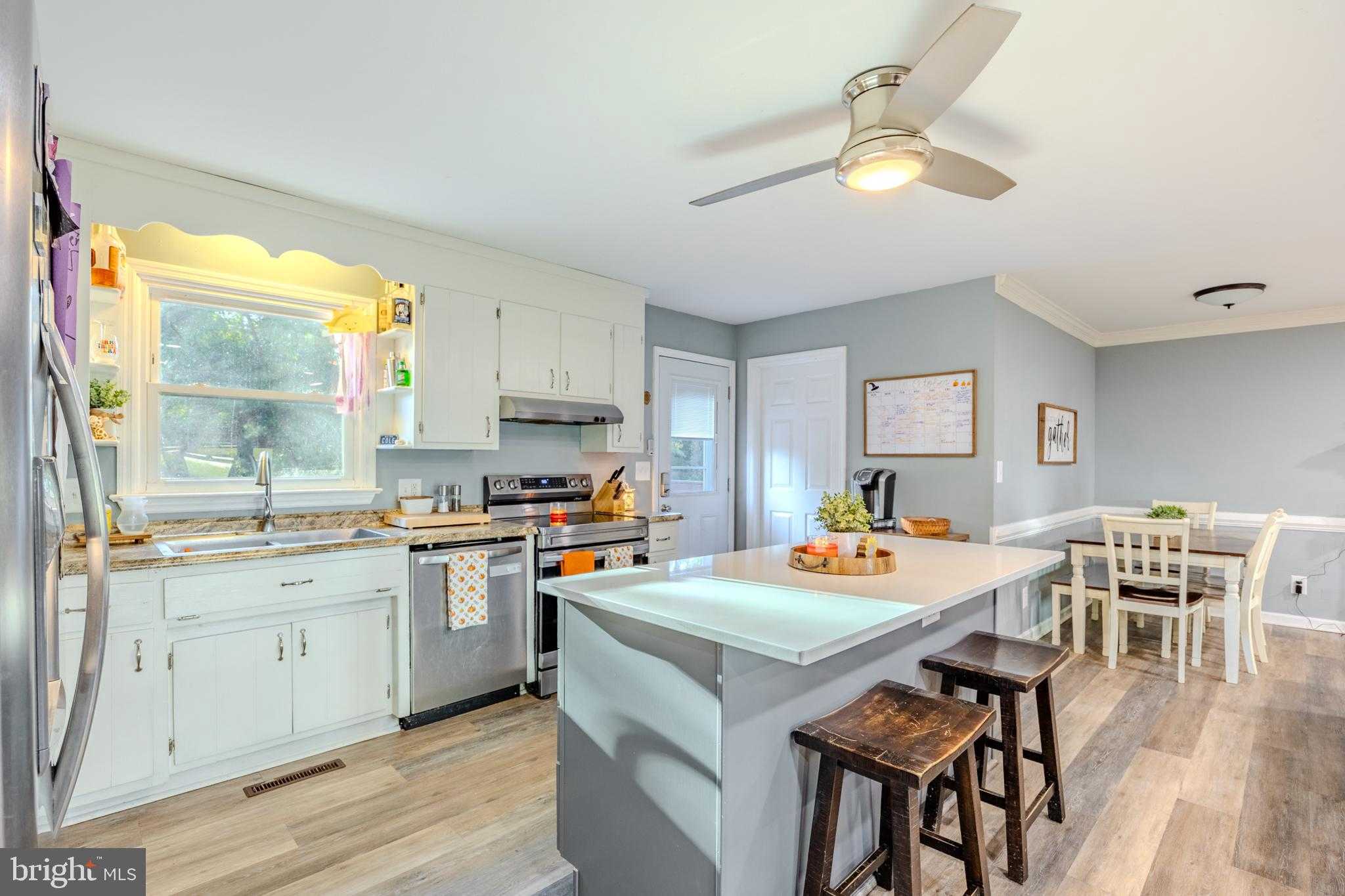 2137 Aquia Dr photo 7