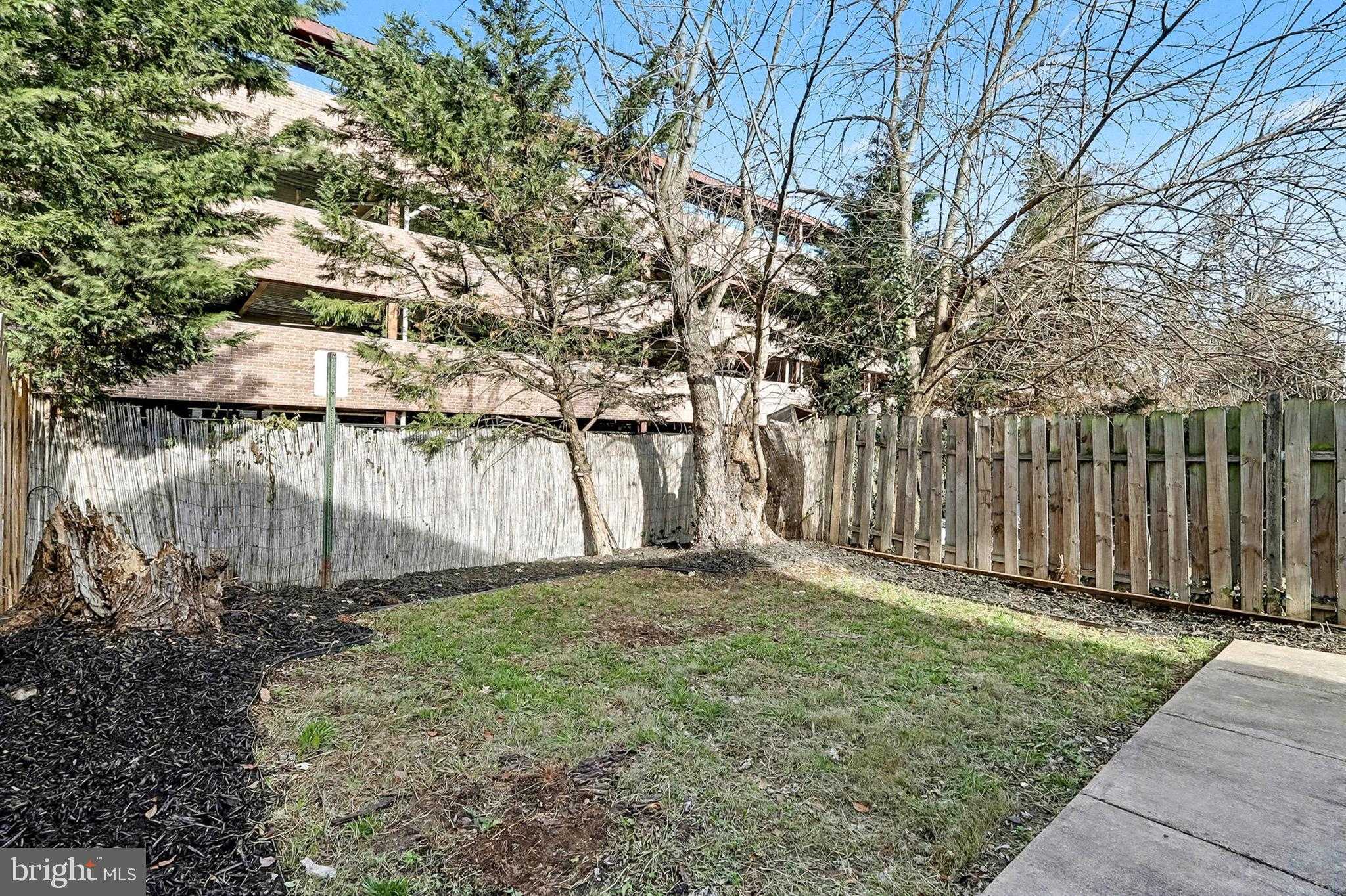 40 E Reed Ave photo 16