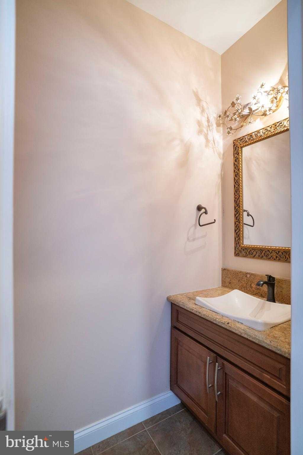 120 Meadowview Dr photo 25