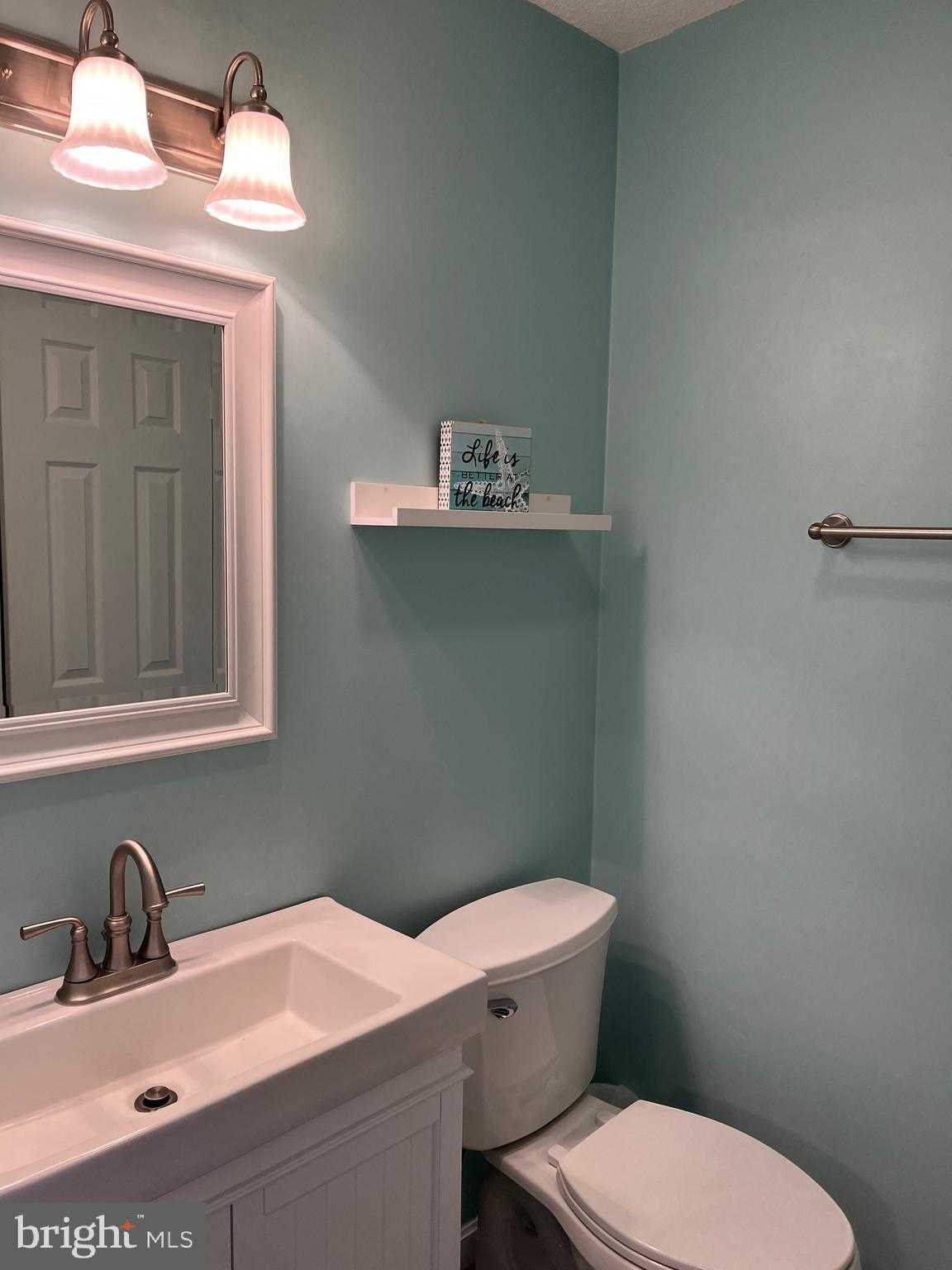 14103 Derrickson Ave photo 14