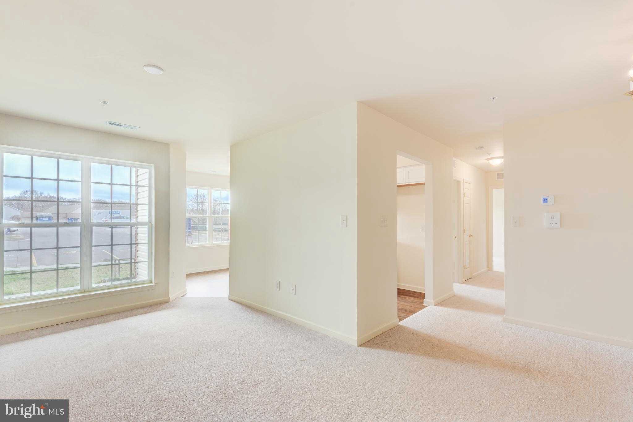 820 Wembley Dr photo 12