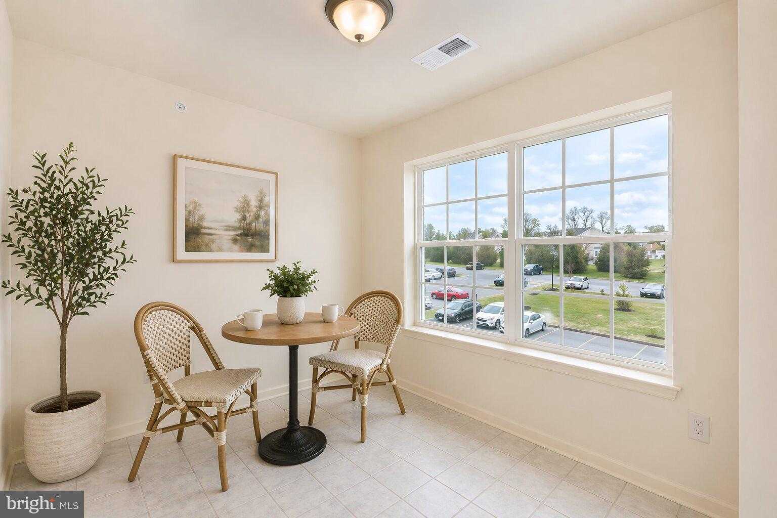 820 Wembley Dr photo 14