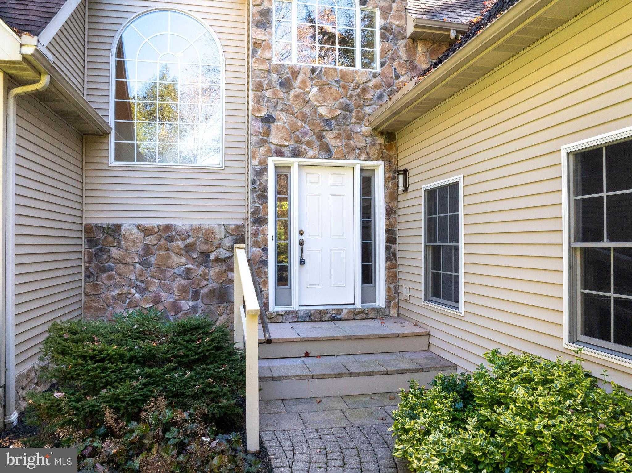 160 Teaberry Dr photo 18