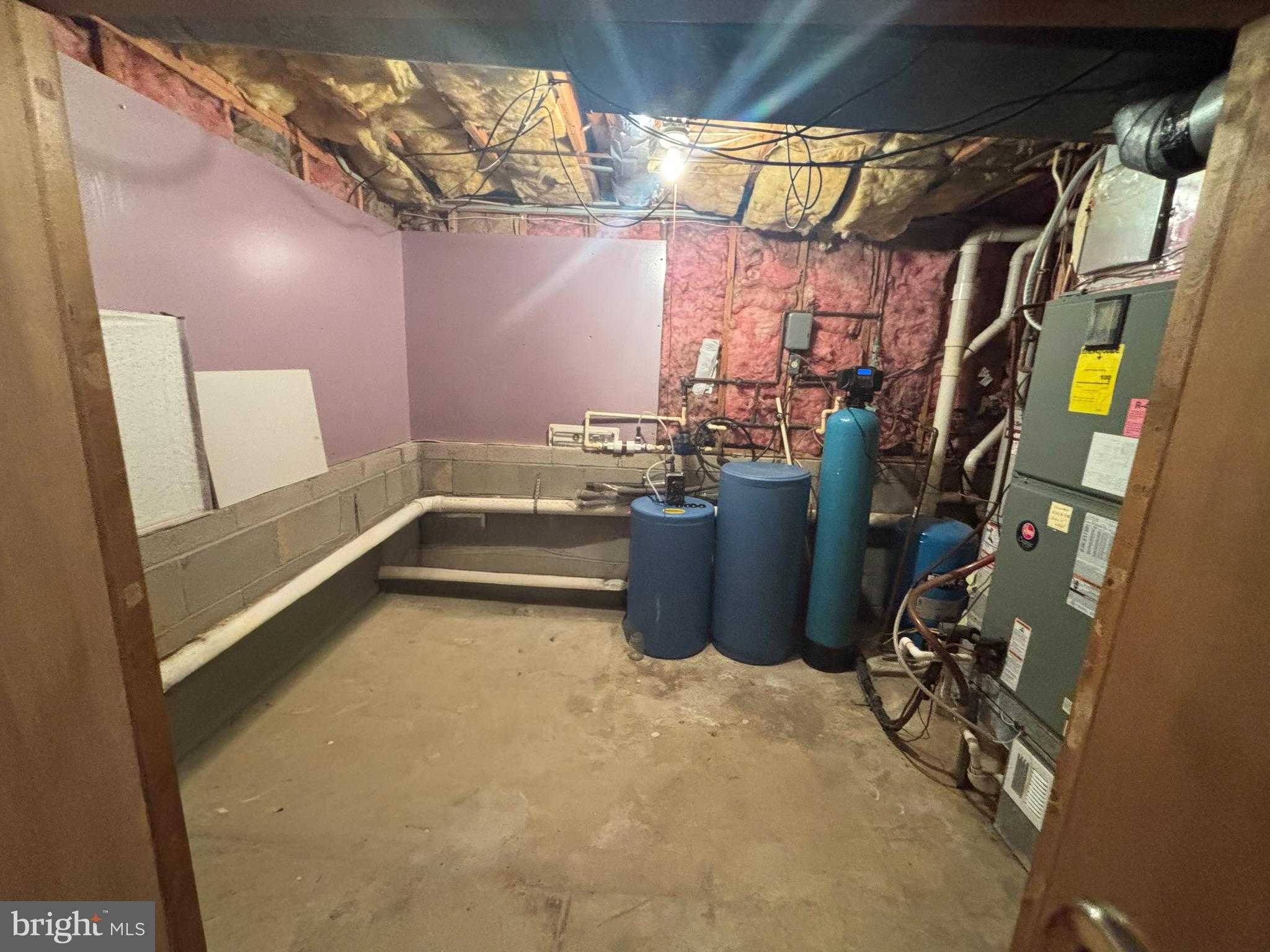 3160 Rolling Rd photo 41