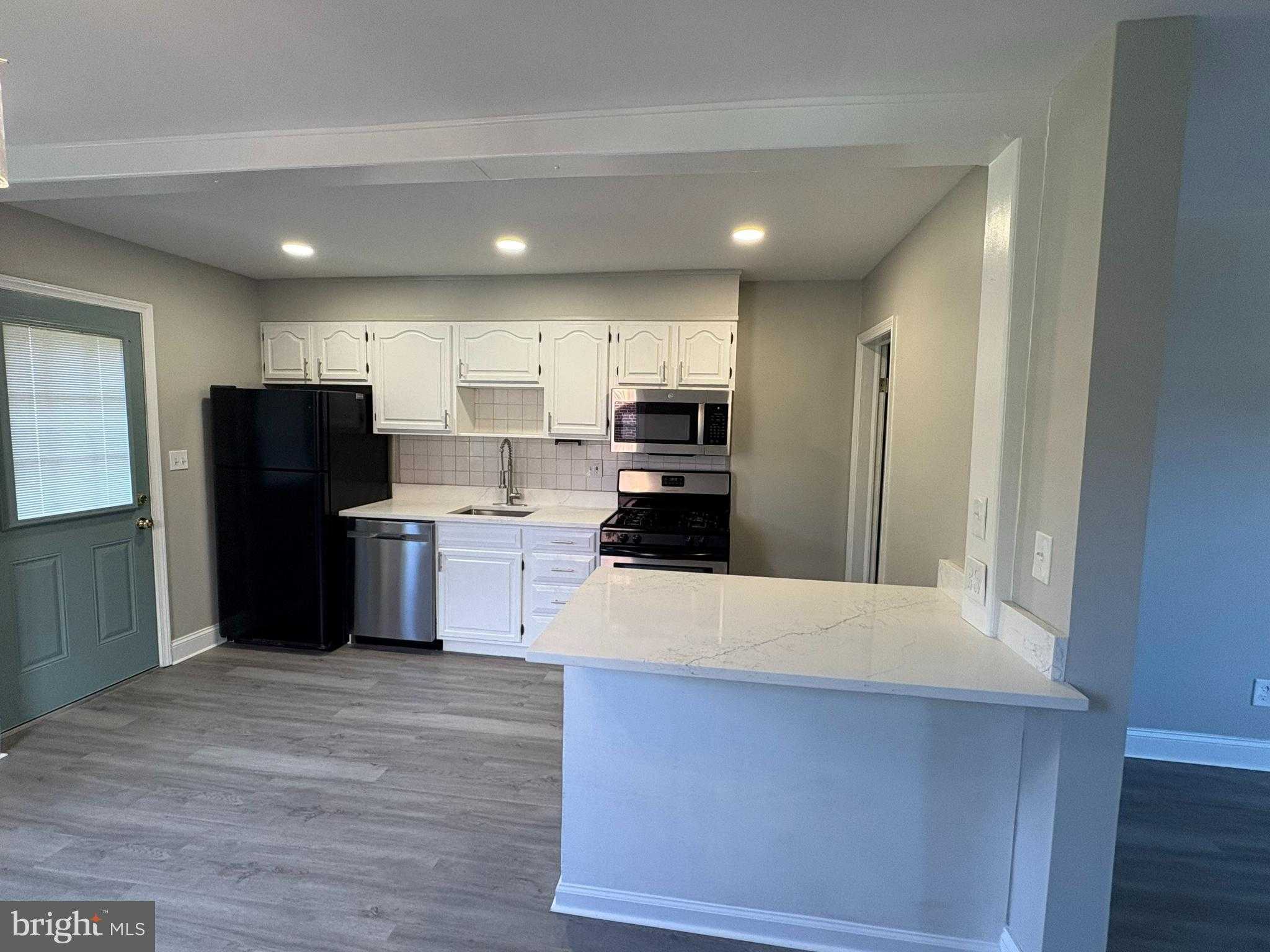 3240 Northway Dr photo 6