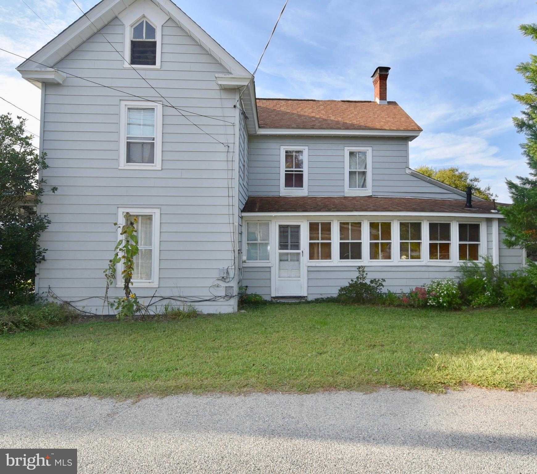 407 Main St photo 30