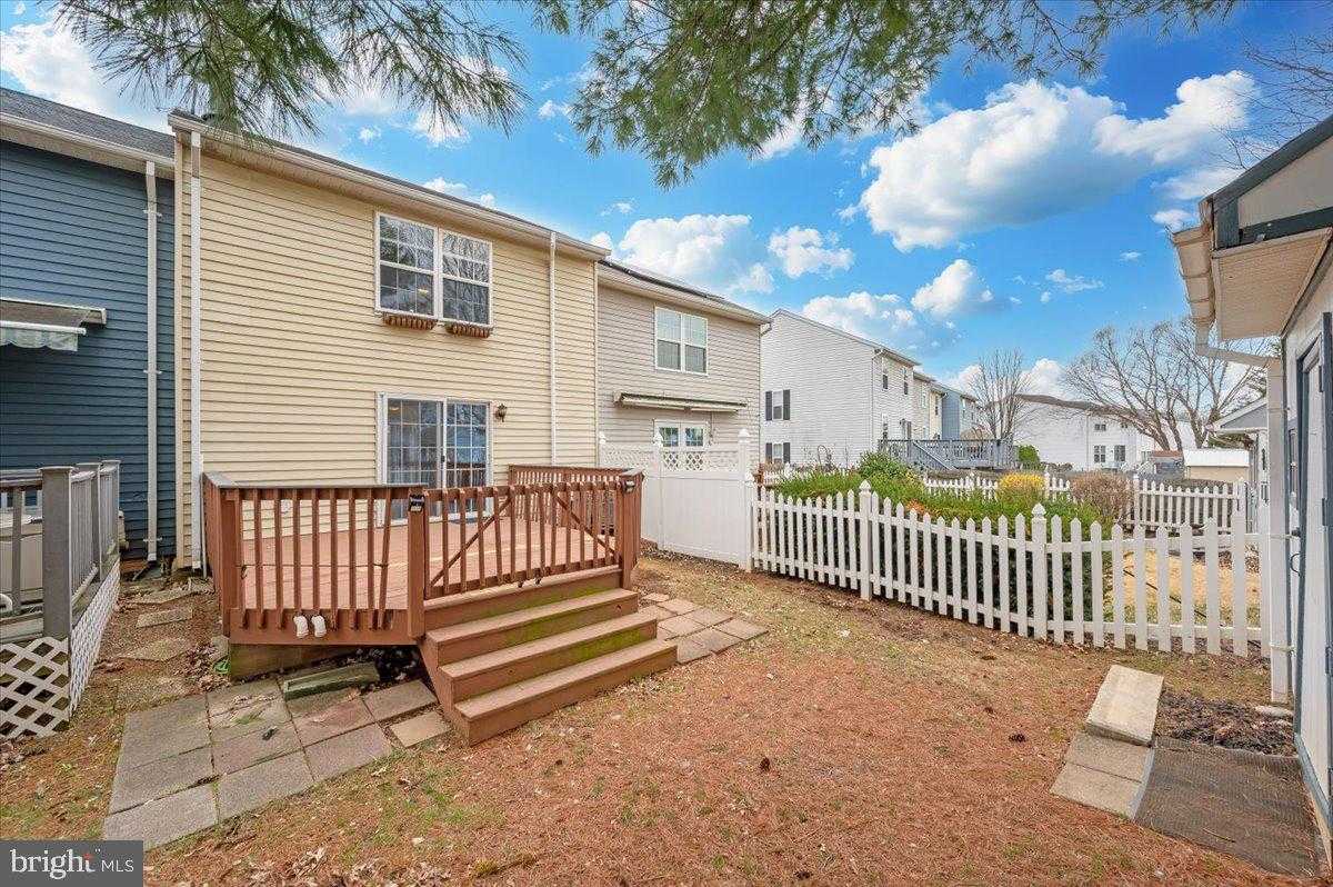 1184 Heathfield Rd photo 4