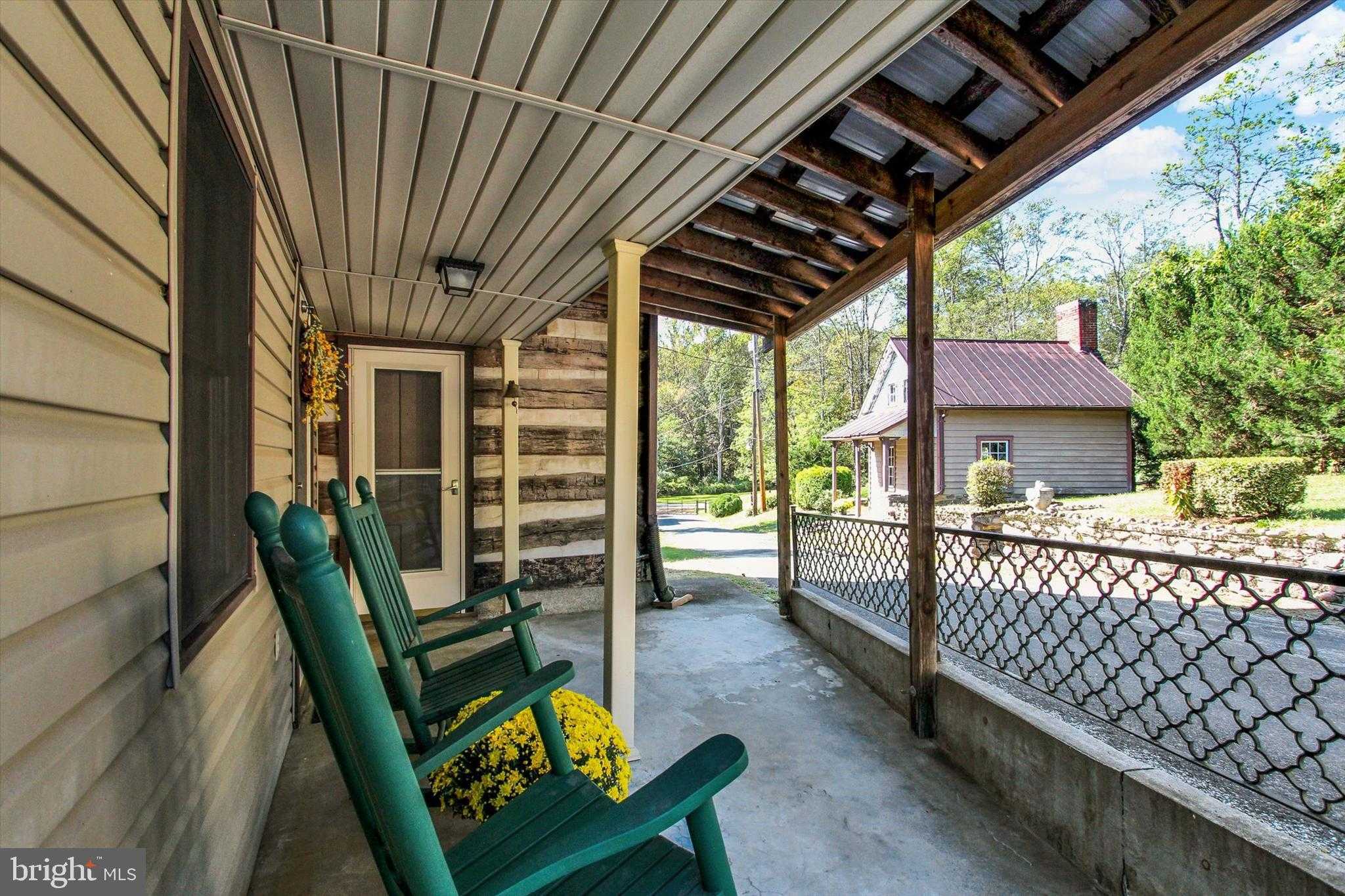 130 Spigot Valley Rd photo 4