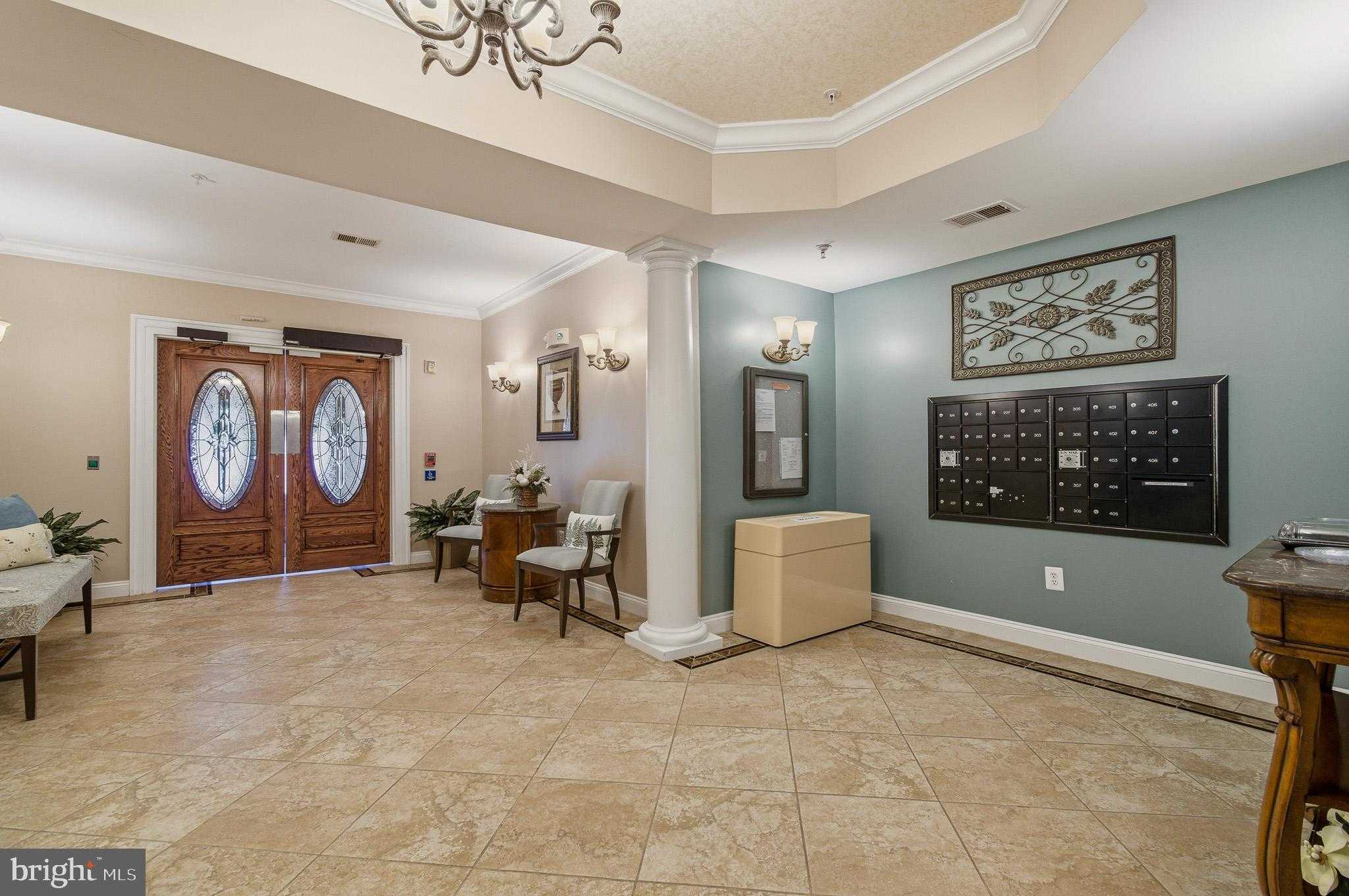 6150 Shadywood Rd Unit 401 photo 16