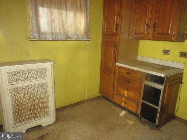 5002 Ormes St photo 5