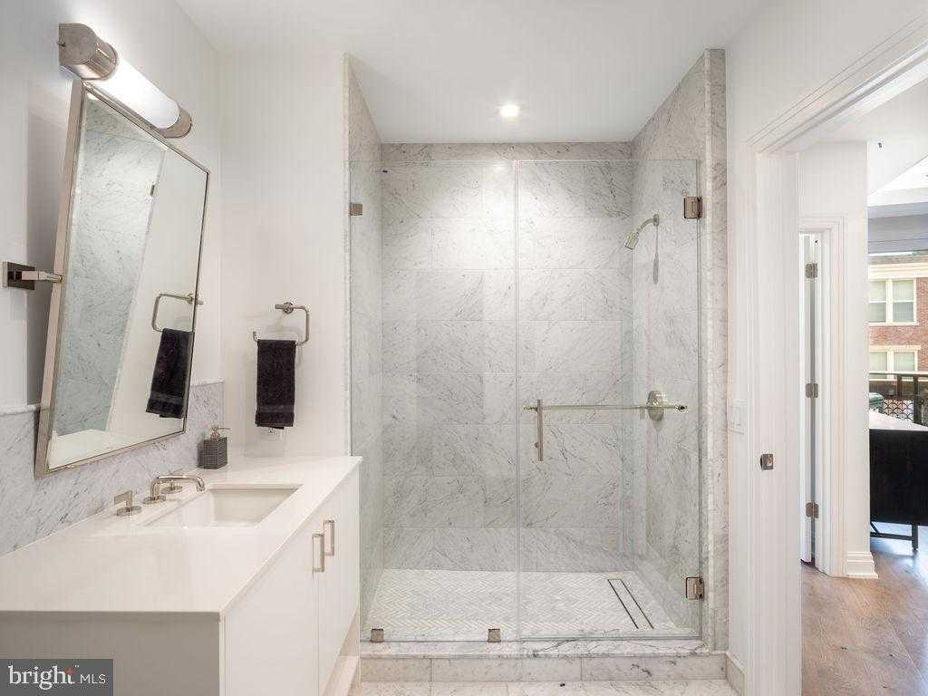 8551 Connecticut Ave Apt 411 photo 25