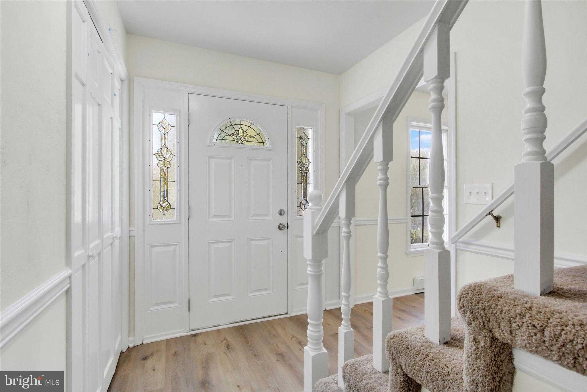 871 Sherman Dr photo 6