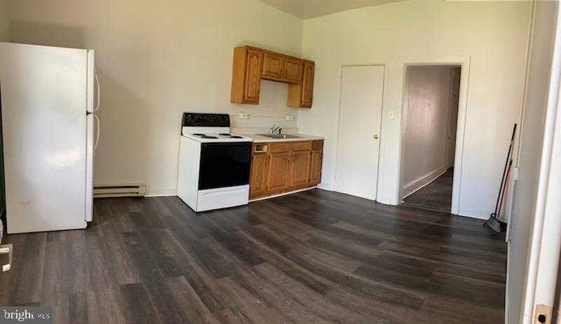 25 S Locust St photo 32