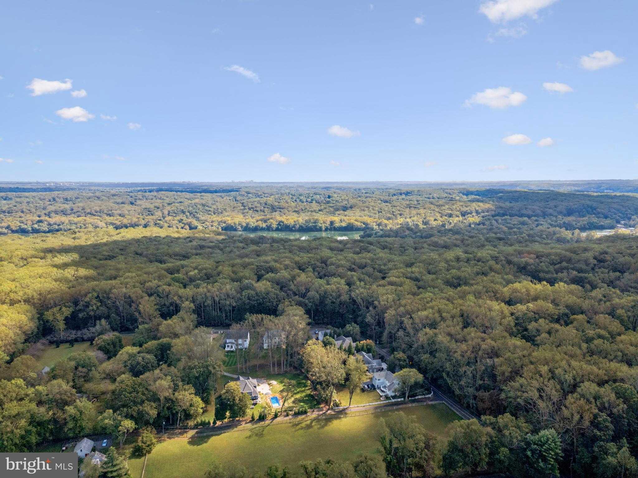 258 Jeffery Ln photo 13