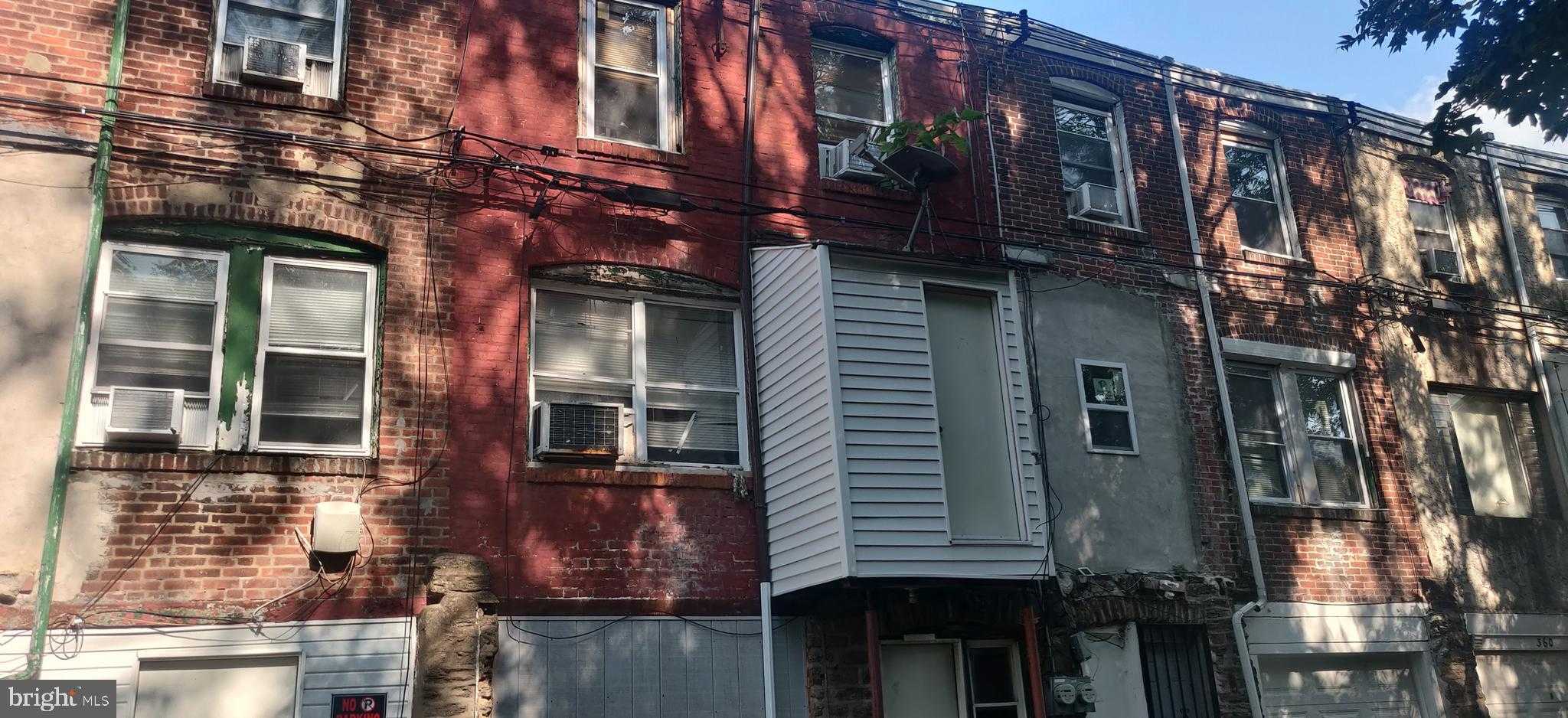 358 E Upsal St photo 27