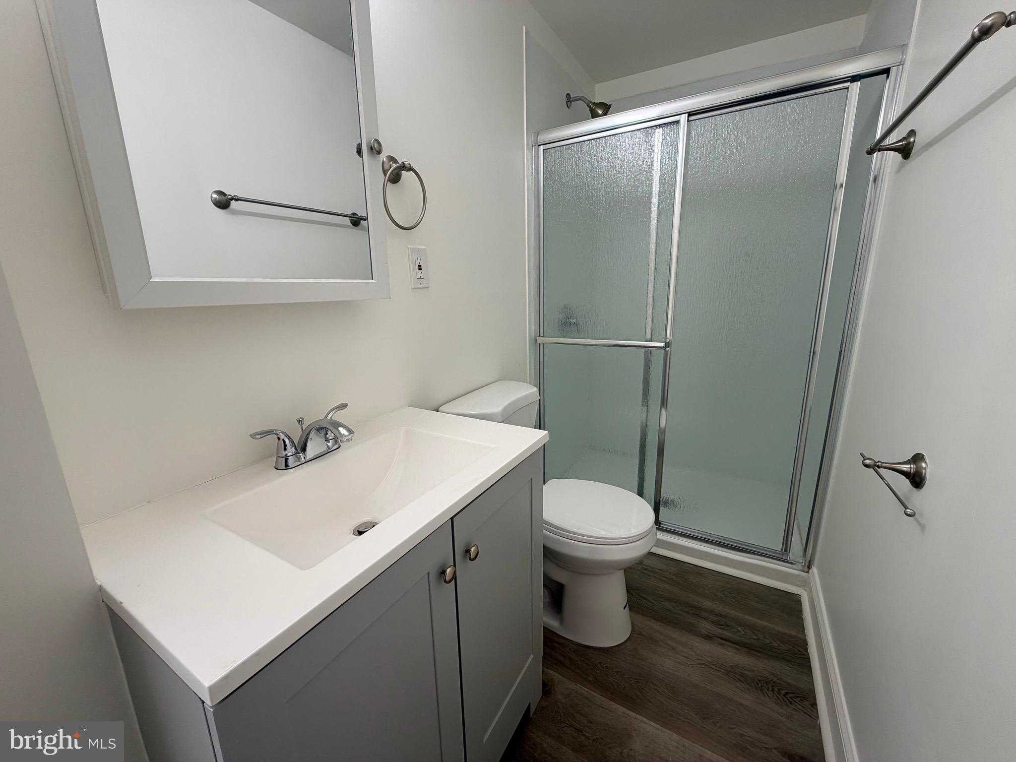 1527 Riggs Ave photo 6