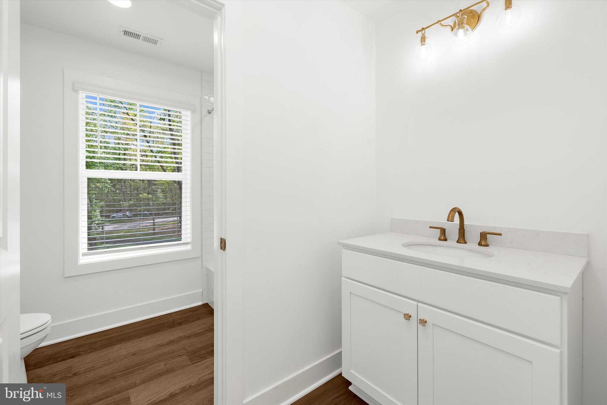 Mountain Rd photo 40